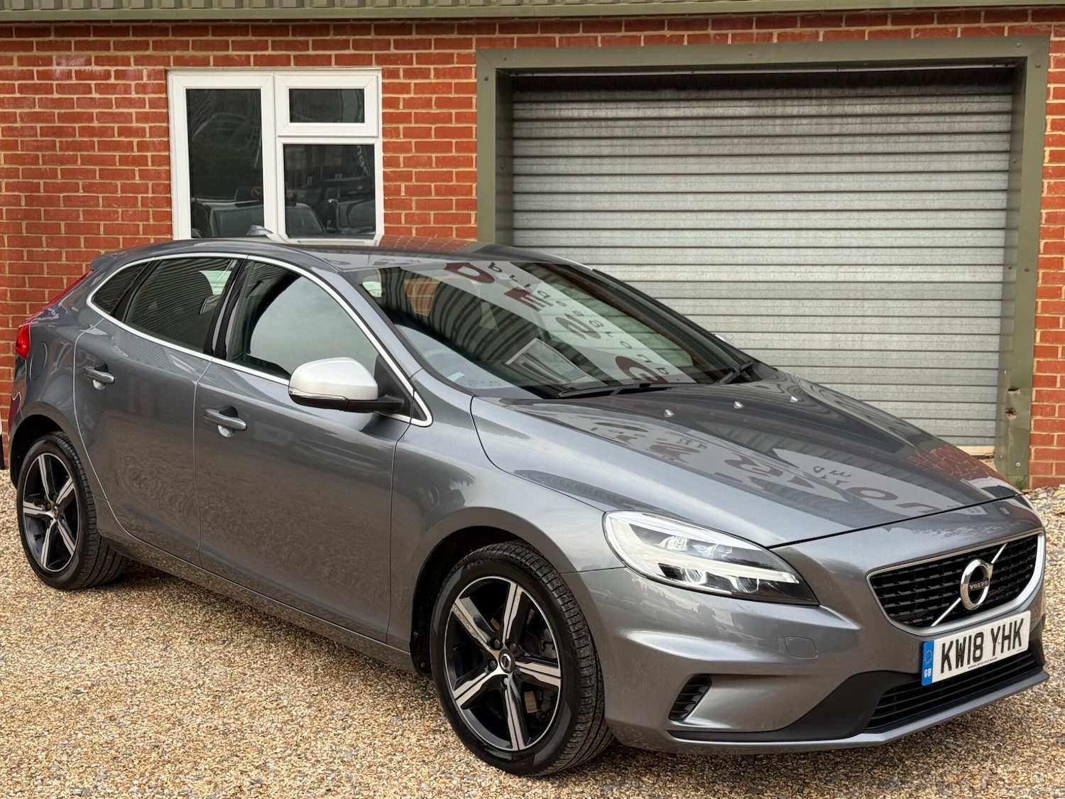 Used Volvo V40 2018 for sale - 76314802: Photo 9