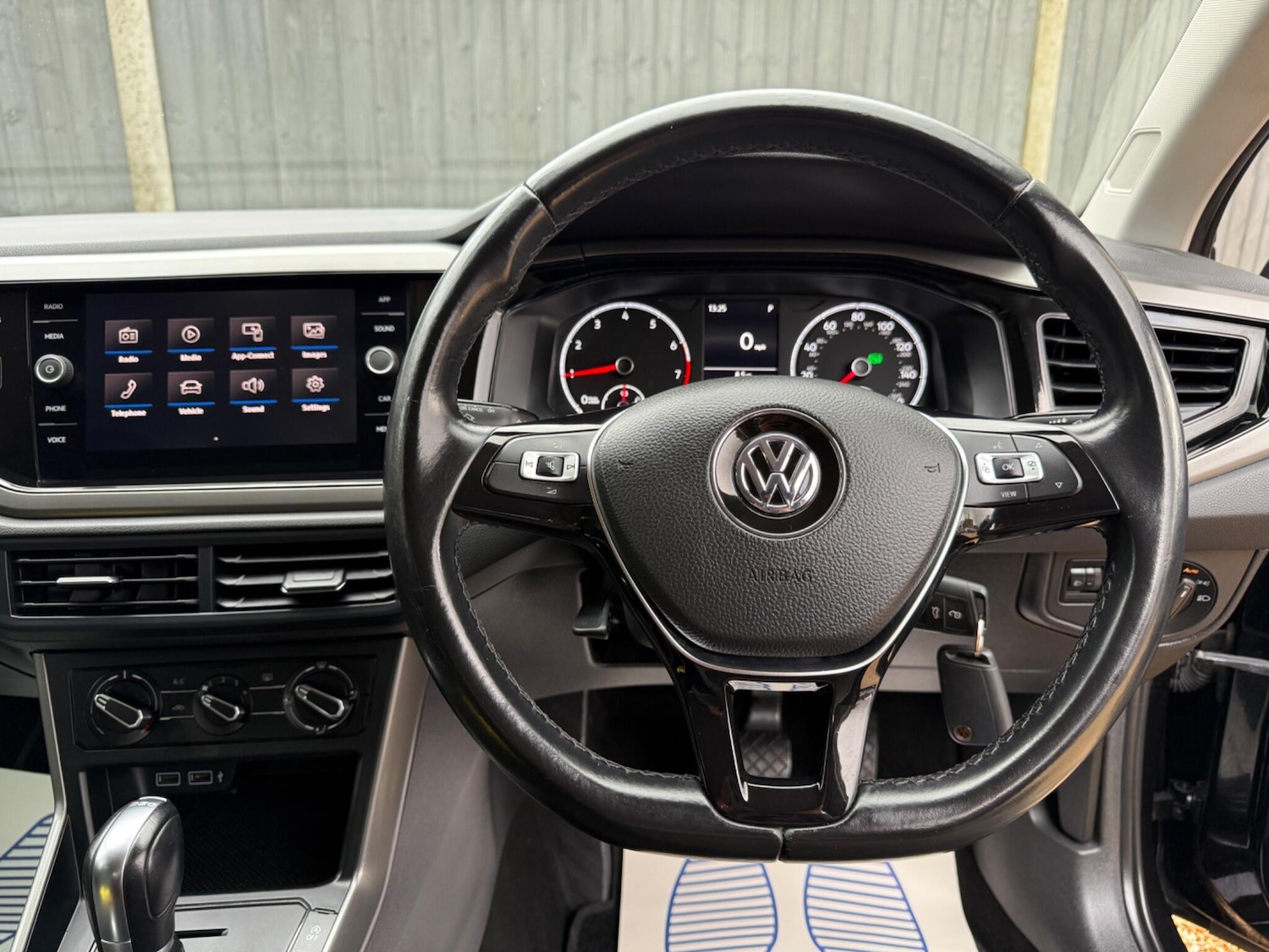 Used Volkswagen Polo 2018 for sale - 76781997: Photo 27