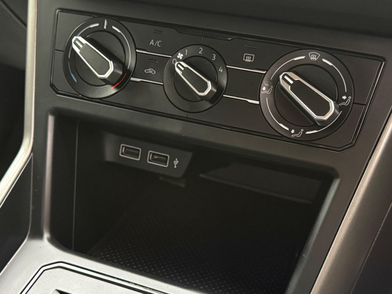 Used Volkswagen Polo 2018 for sale - 76781997: Photo 41