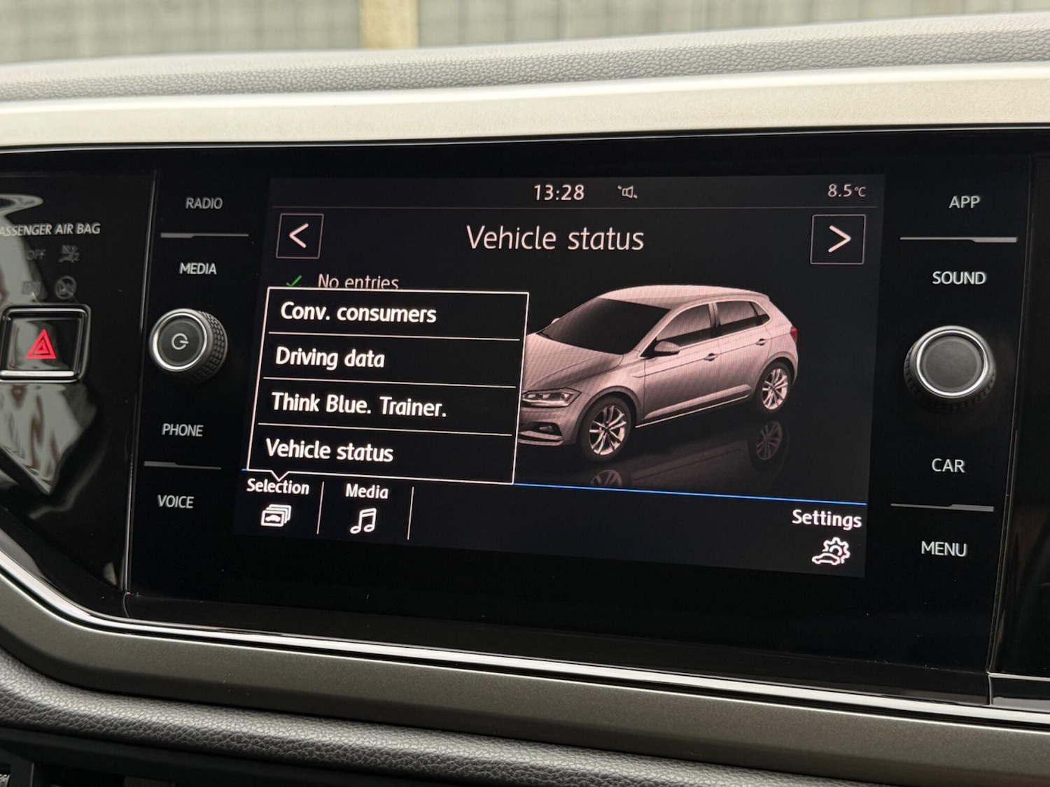 Used Volkswagen Polo 2018 for sale - 76781997: Photo 45