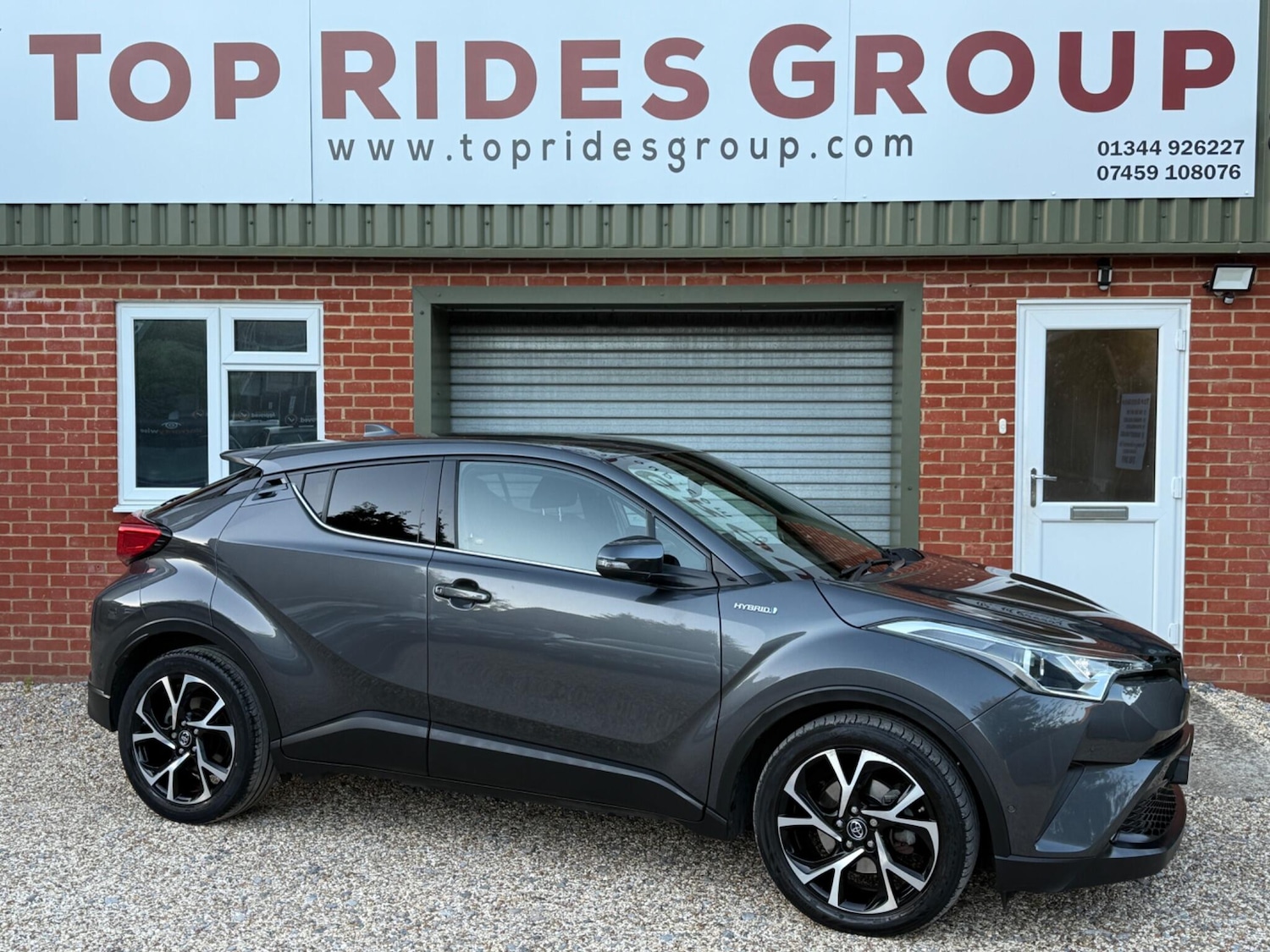 Used Toyota C-HR 2019 for sale - 76781142: Photo 1