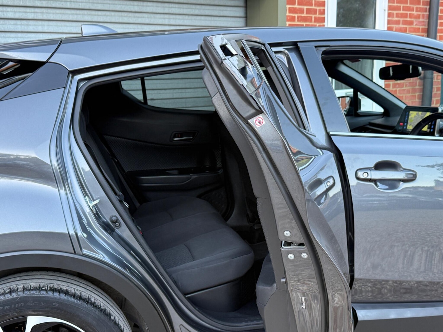 Used Toyota C-HR 2019 for sale - 76781142: Photo 13