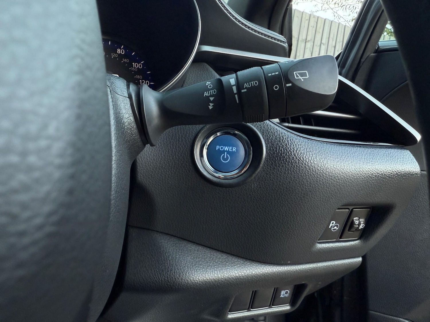 Used Toyota C-HR 2019 for sale - 76781142: Photo 36