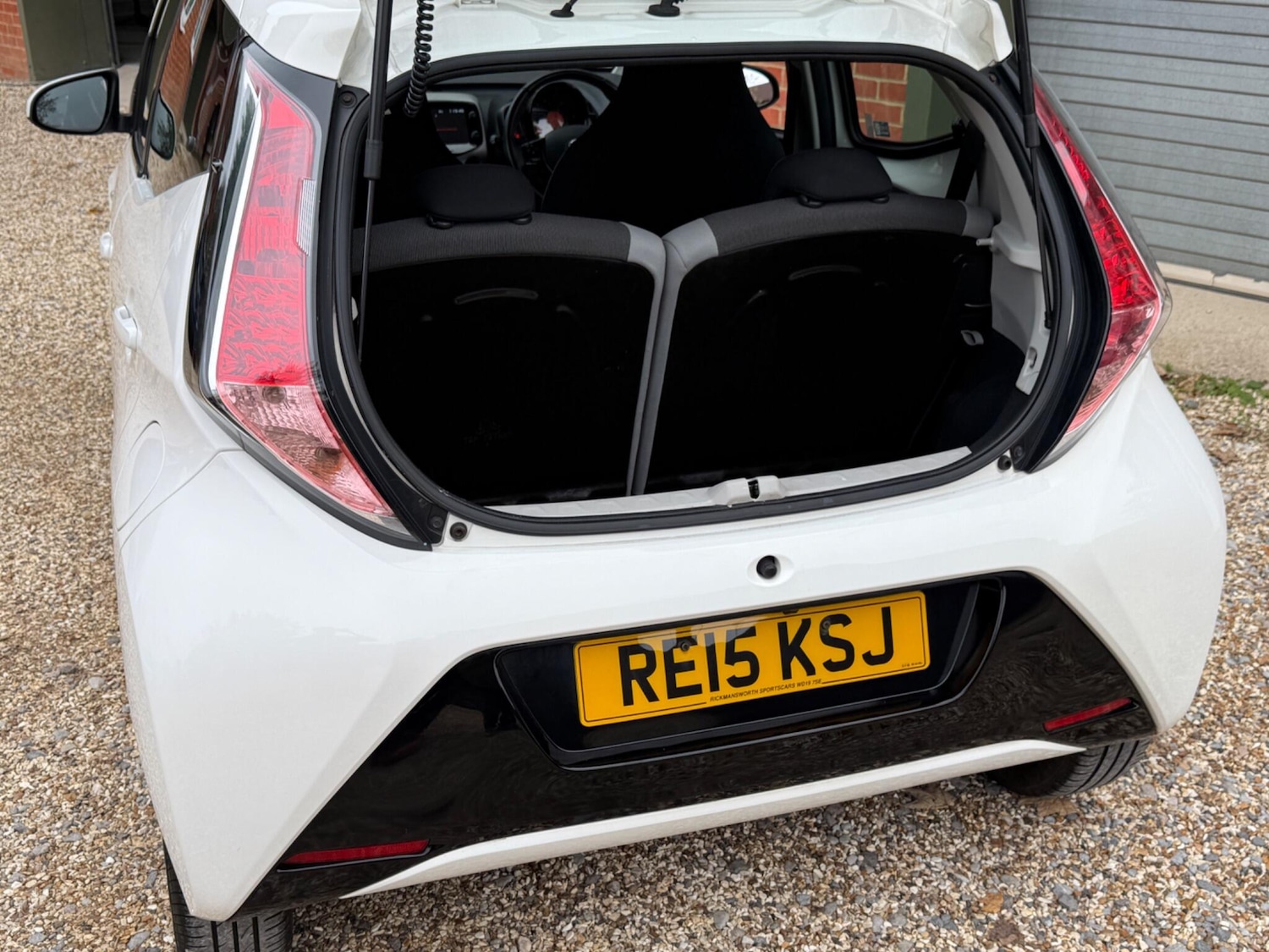 Used Toyota AYGO 2015 for sale - 76378045: Photo 19