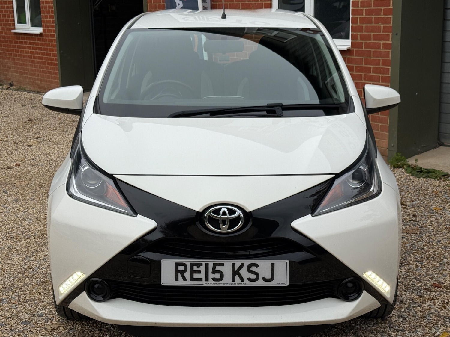 Used Toyota AYGO 2015 for sale - 76378045: Photo 3