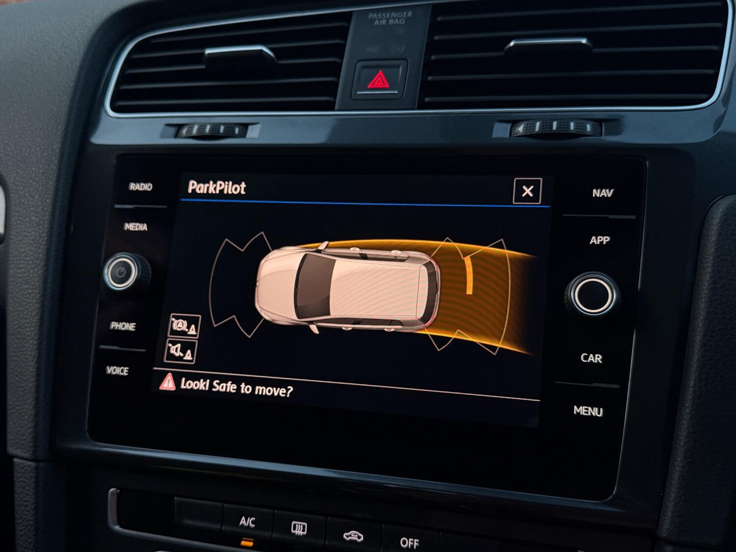 Used Volkswagen Golf 2017 for sale - 76781343: Photo 7