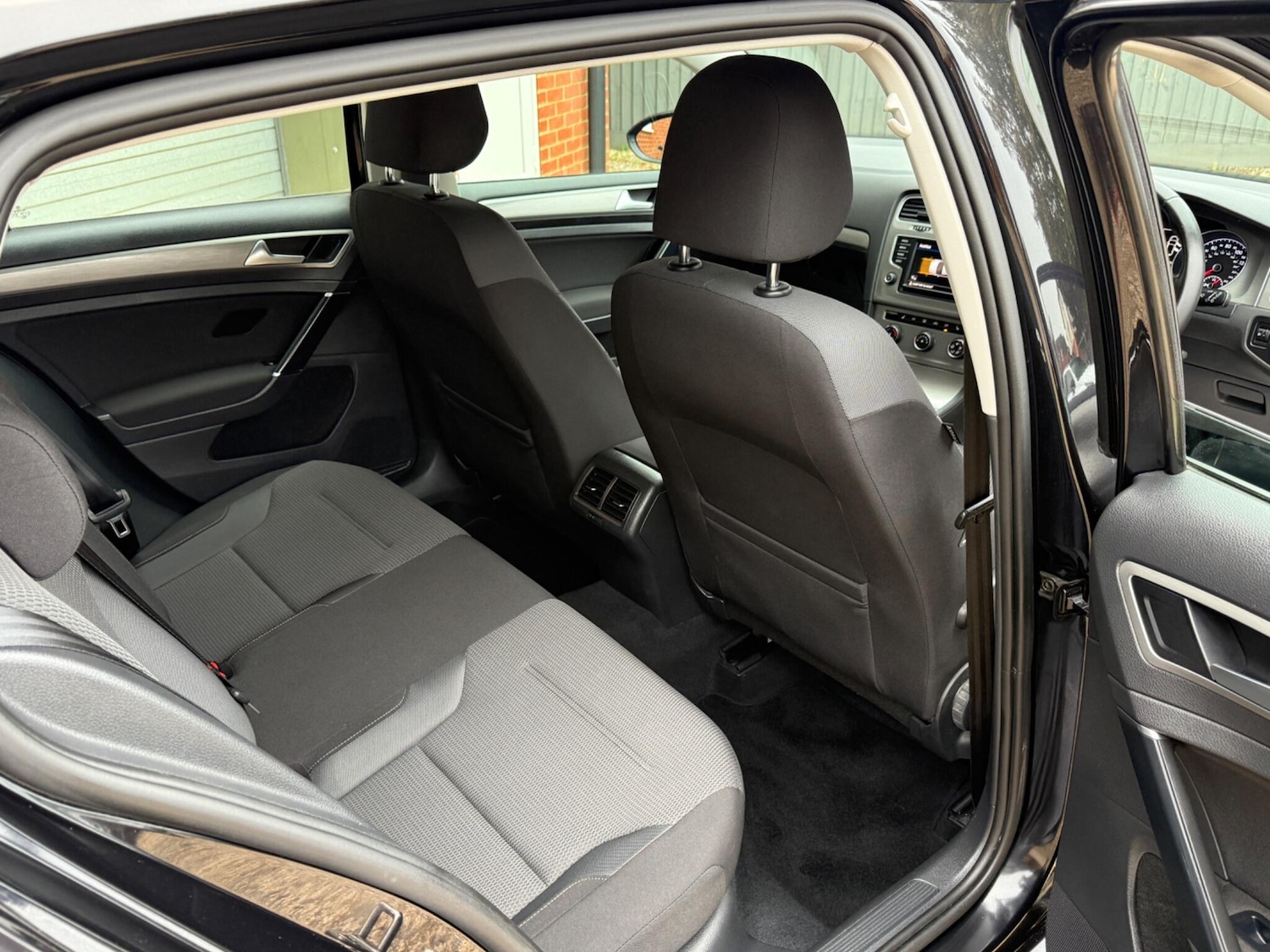 Used Volkswagen Golf 2017 for sale - 76199976: Photo 15