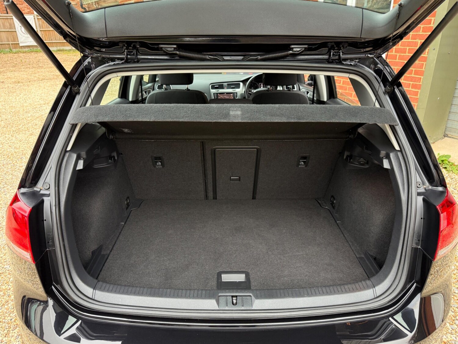 Used Volkswagen Golf 2017 for sale - 76199976: Photo 18