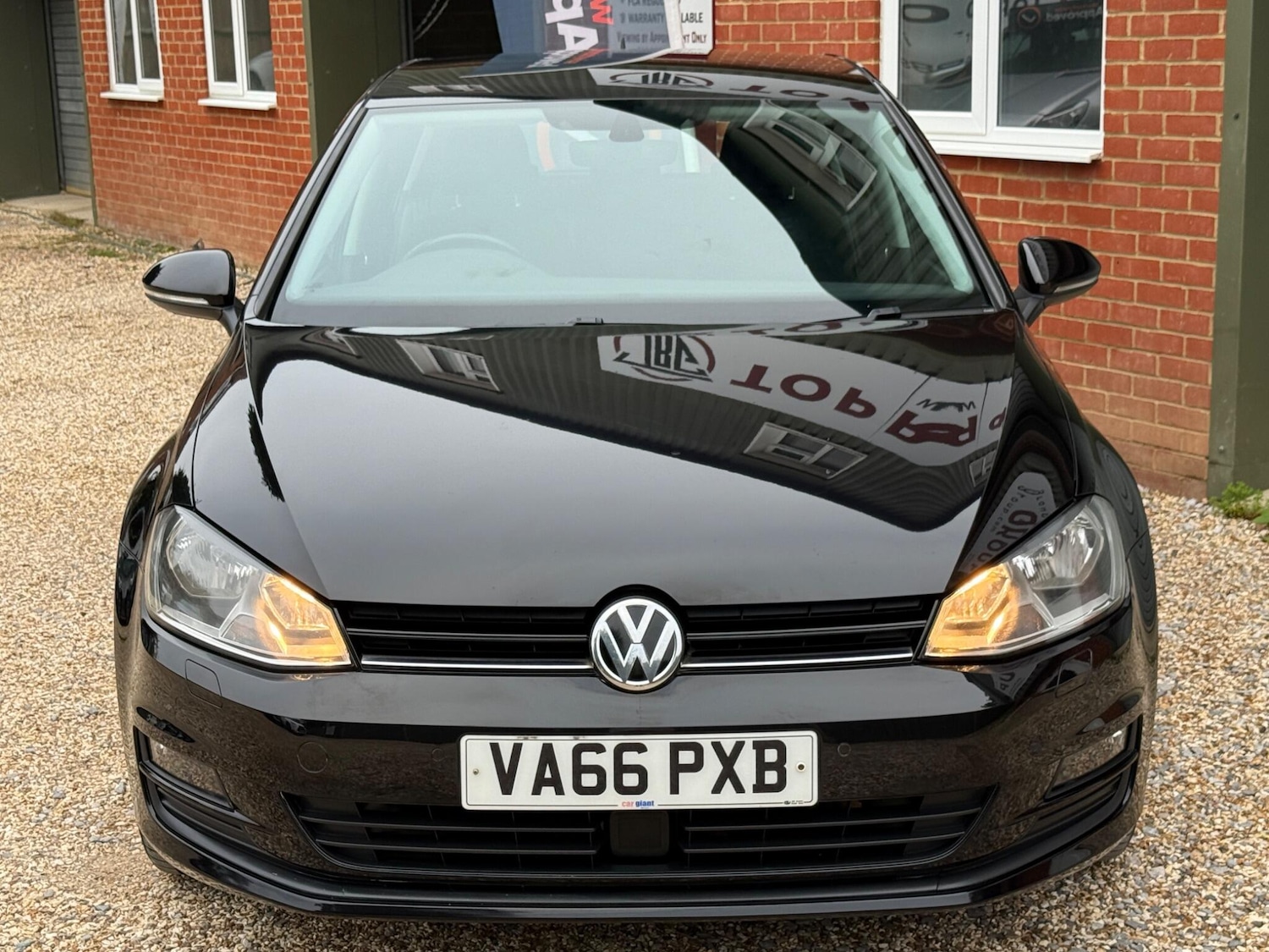 Used Volkswagen Golf 2017 for sale - 76199976: Photo 3