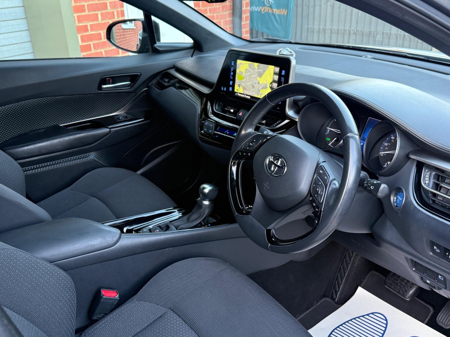 Used Toyota C-HR 2019 for sale - 77001990: Photo 15
