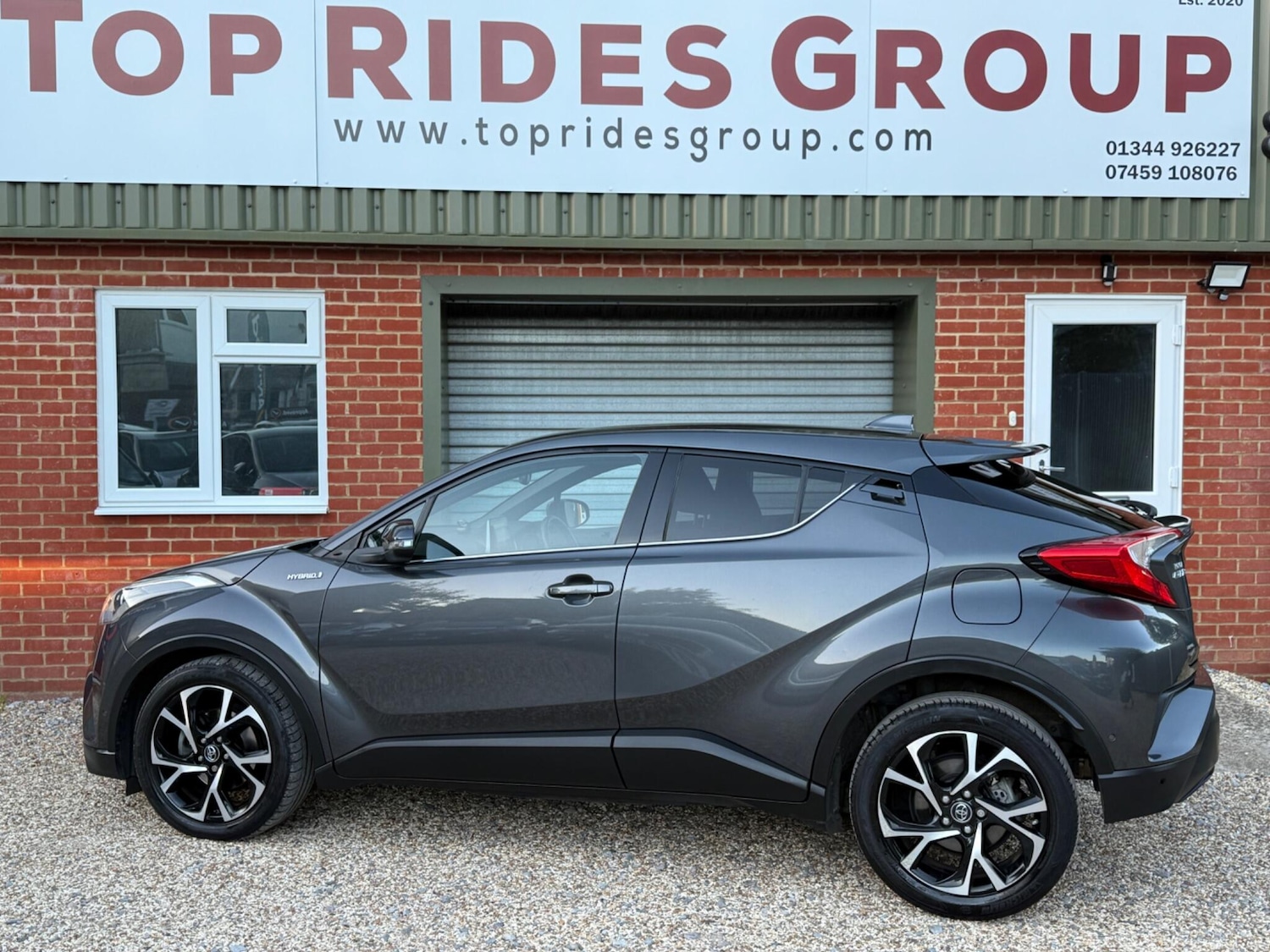 Used Toyota C-HR 2019 for sale - 77001990: Photo 2