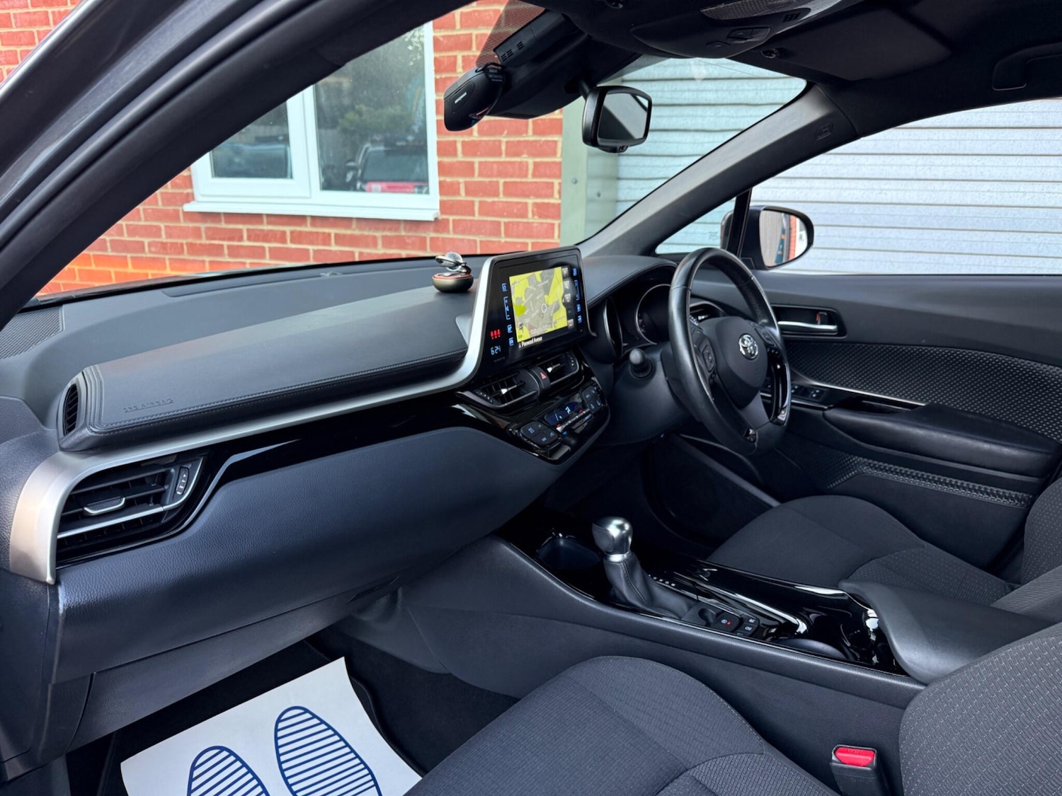 Used Toyota C-HR 2019 for sale - 77001990: Photo 30