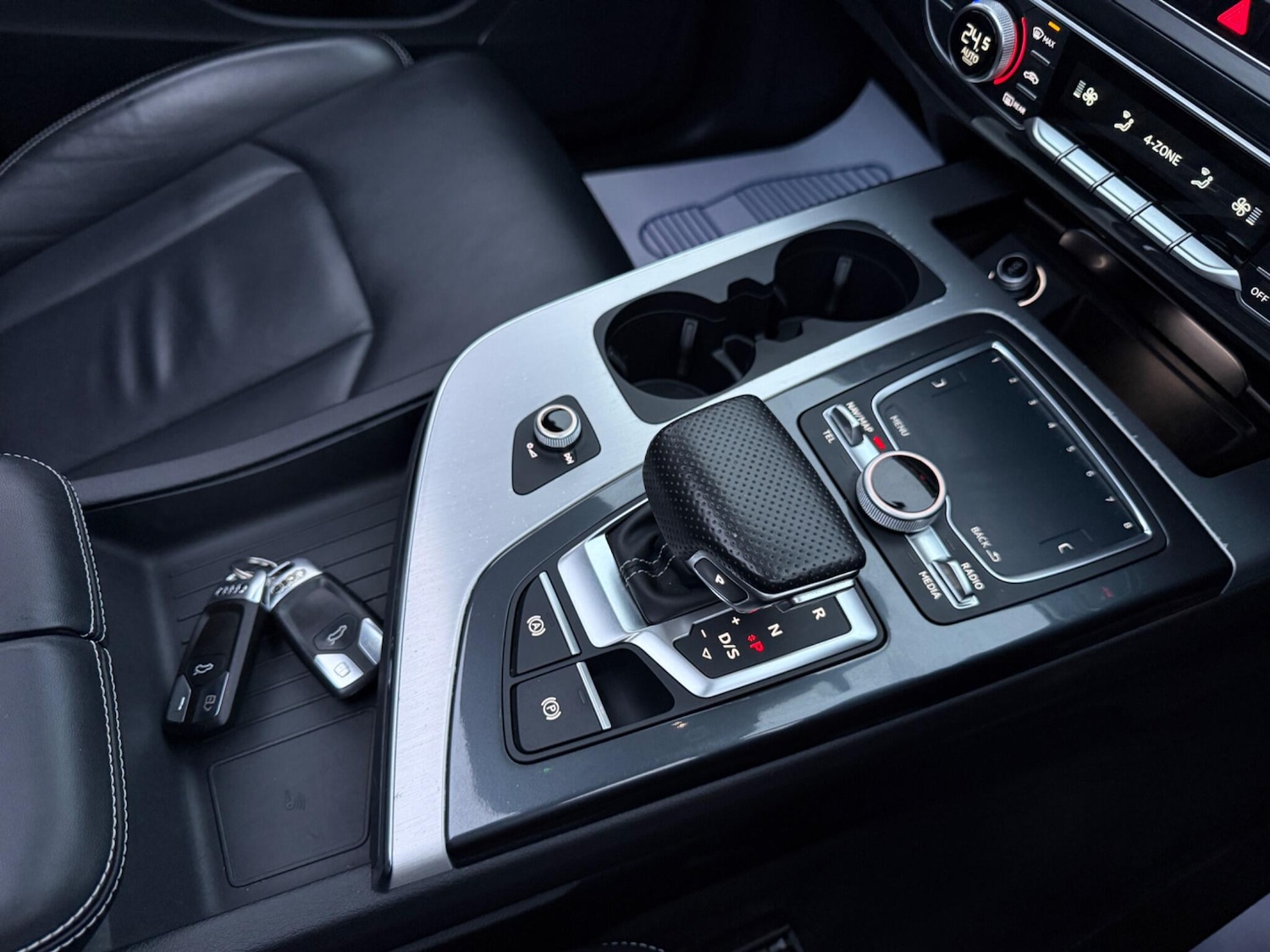 Used Audi Q7 2016 for sale - 77978357: Photo 10