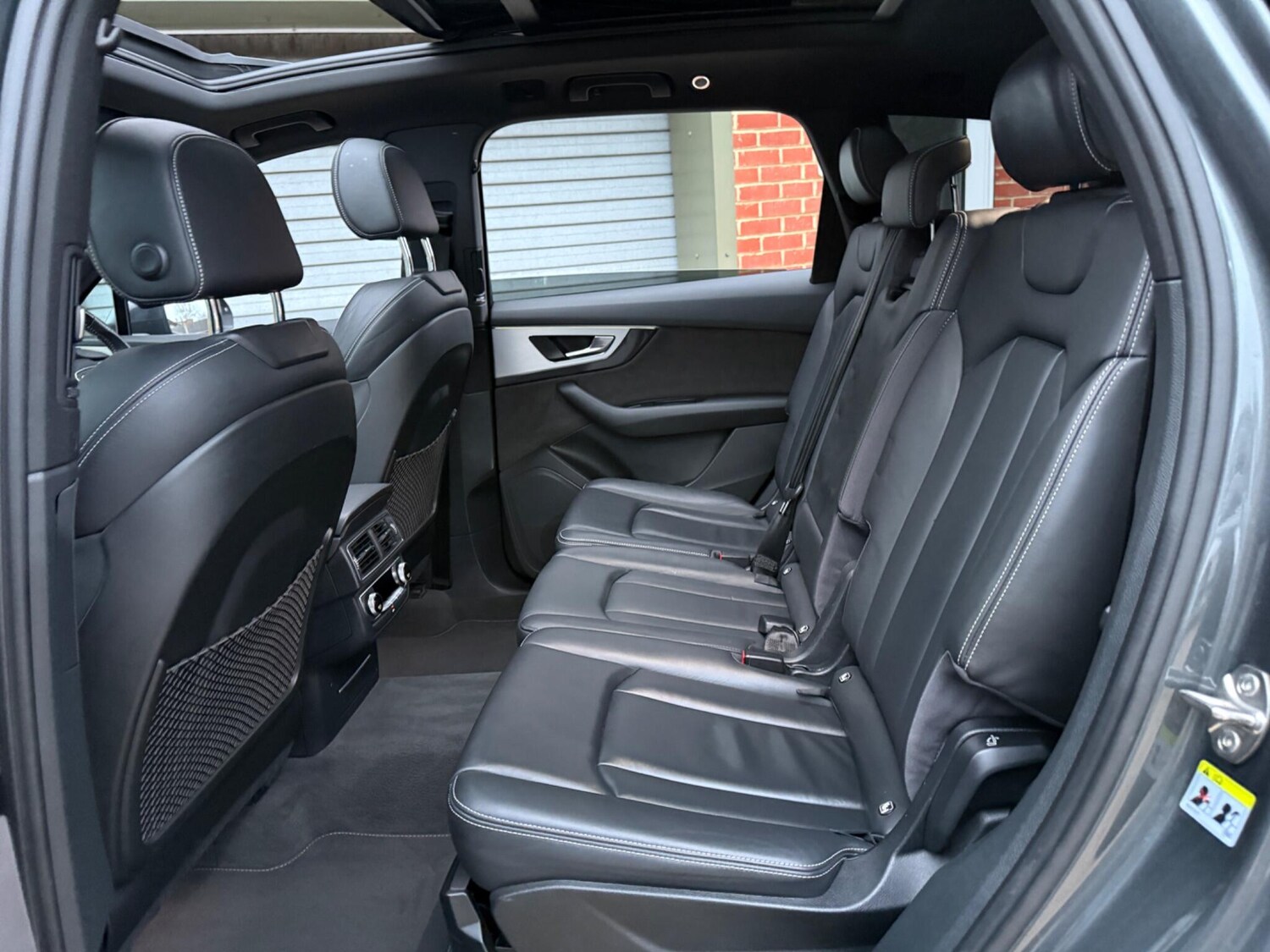 Used Audi Q7 2016 for sale - 77978357: Photo 41