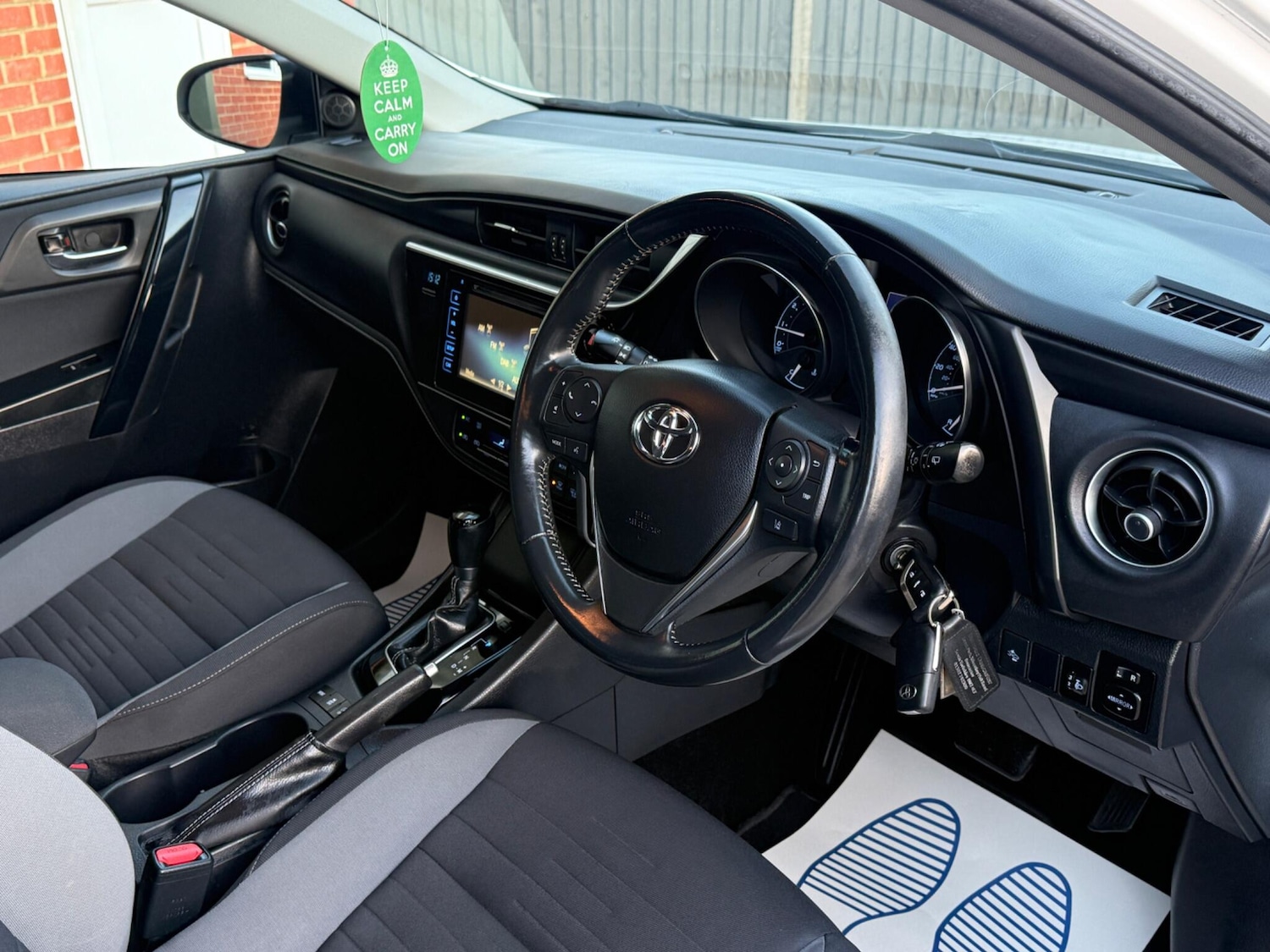 Used Toyota Auris 2018 for sale - 77052442: Photo 14