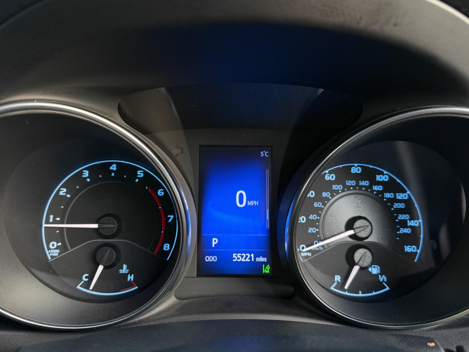 Used Toyota Auris 2018 for sale - 77052442: Photo 32