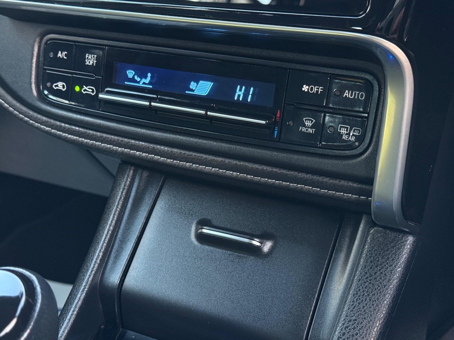 Used Toyota Auris 2018 for sale - 77052442: Photo 43