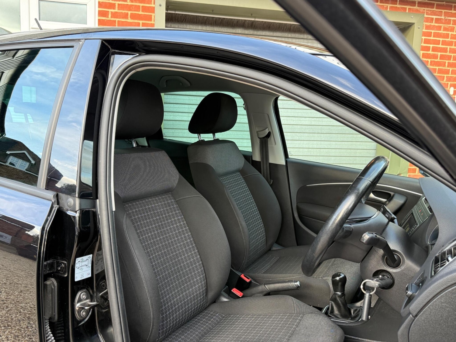 Used Volkswagen Polo 2017 for sale - 76781848: Photo 15