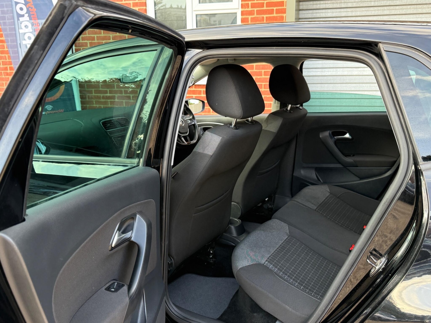 Used Volkswagen Polo 2017 for sale - 76781848: Photo 24