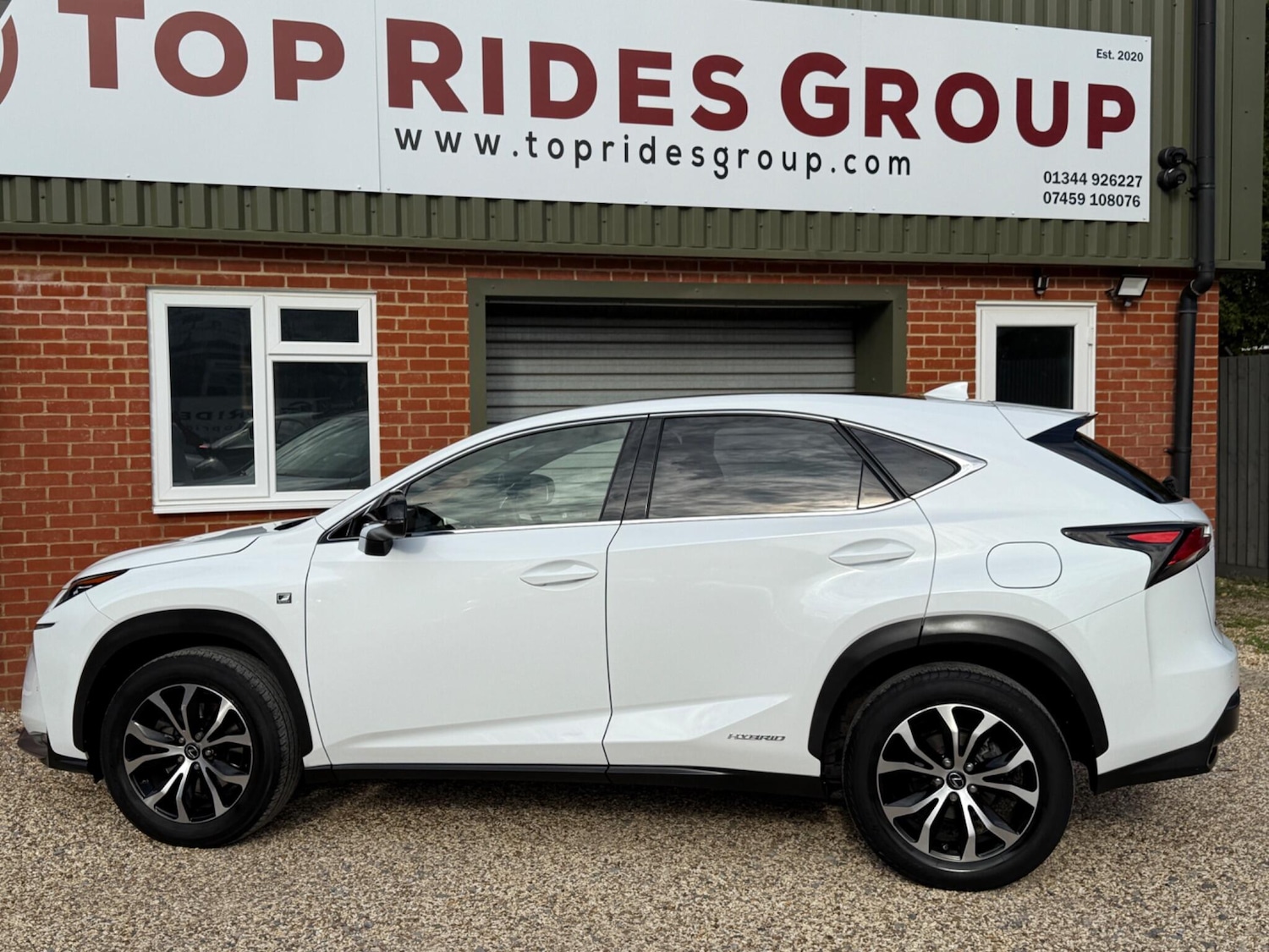 Used Lexus NX 2017 for sale - 77001986: Photo 2