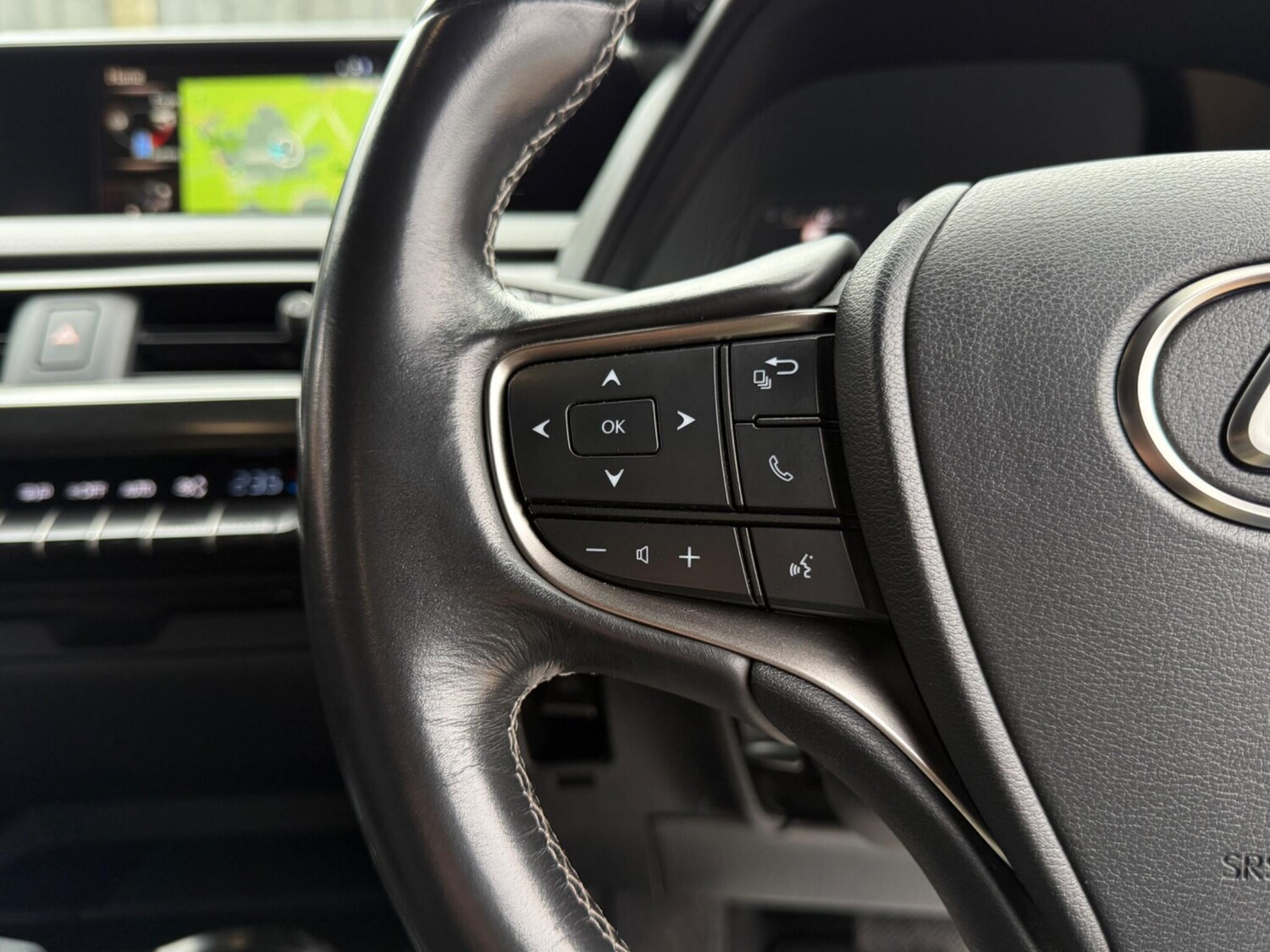 Used Lexus UX 2019 for sale - 77315395: Photo 38