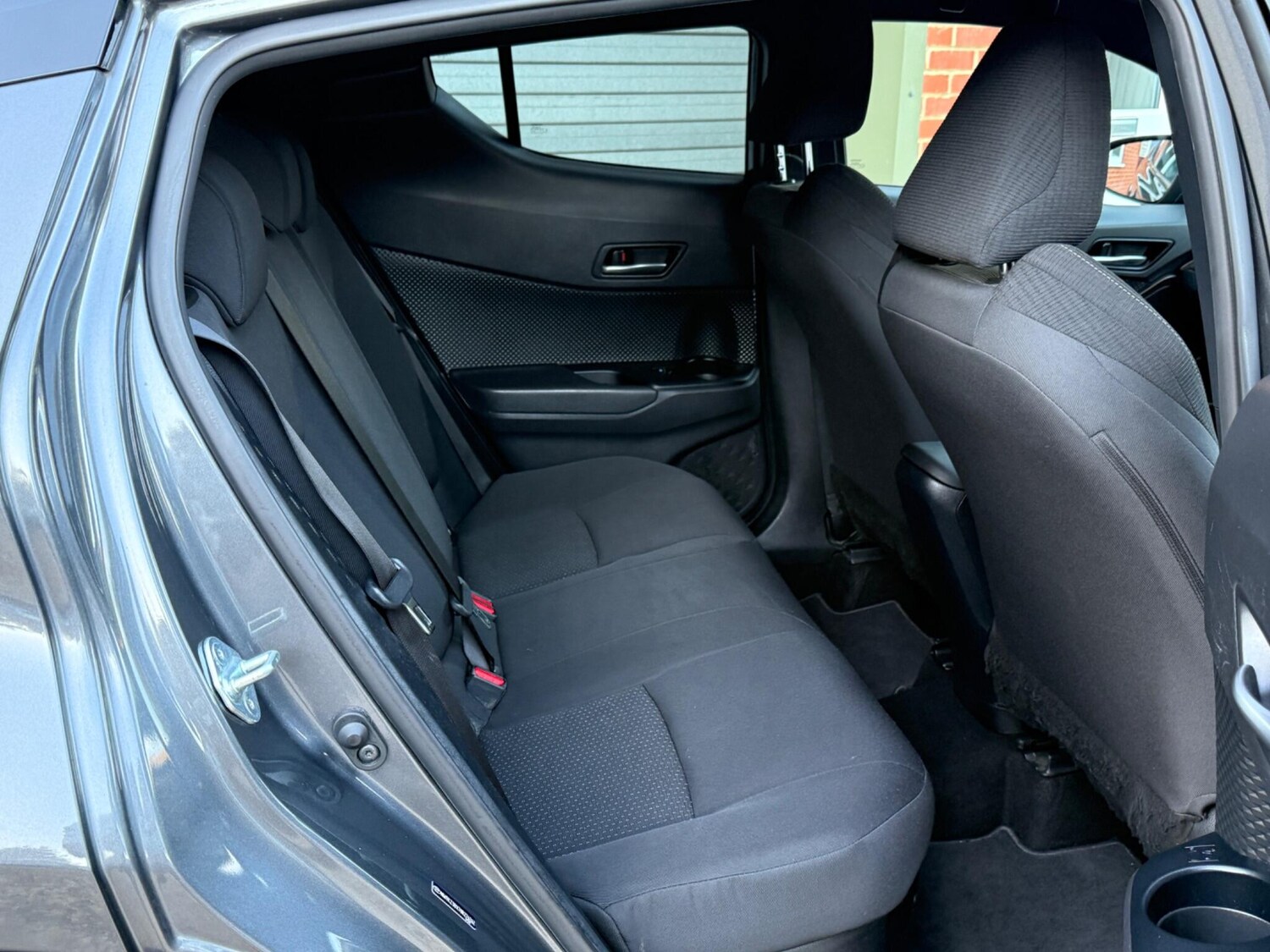 Used Toyota C-HR 2019 for sale - 76060077: Photo 17