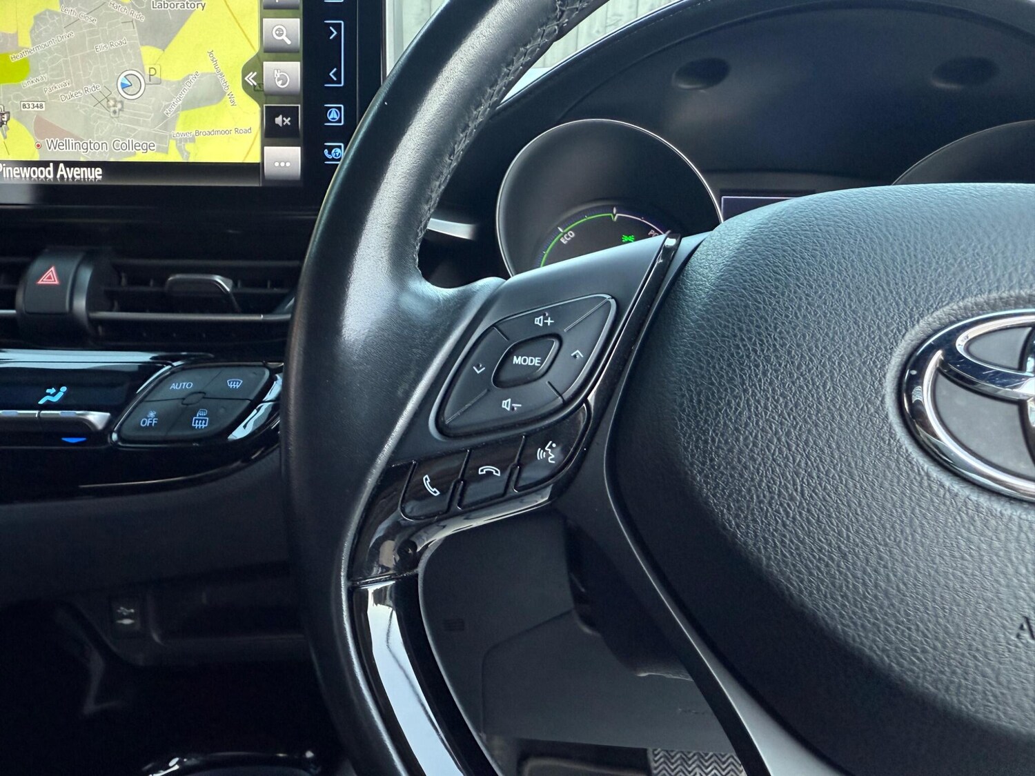 Used Toyota C-HR 2019 for sale - 76060077: Photo 34