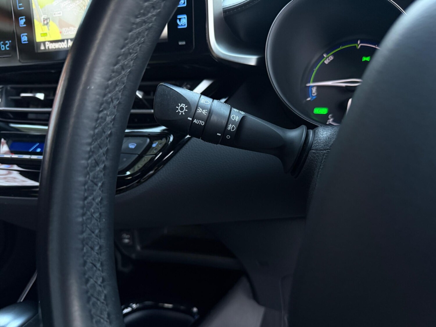 Used Toyota C-HR 2019 for sale - 76060077: Photo 35