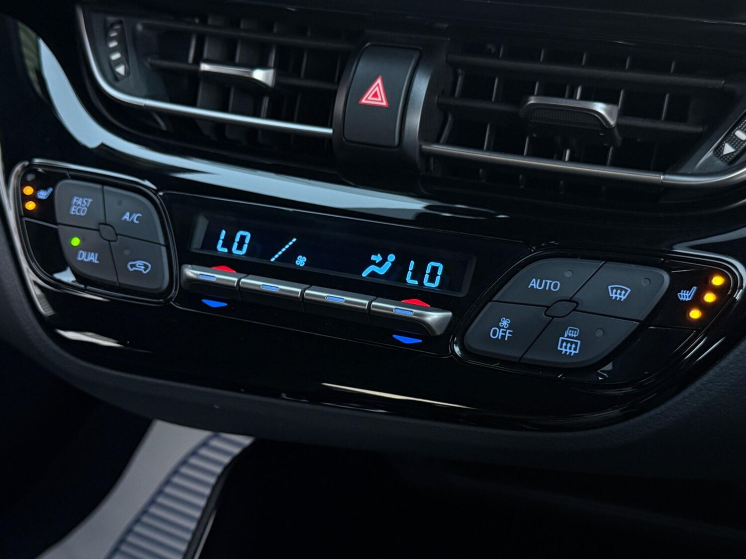 Used Toyota C-HR 2019 for sale - 76060077: Photo 50