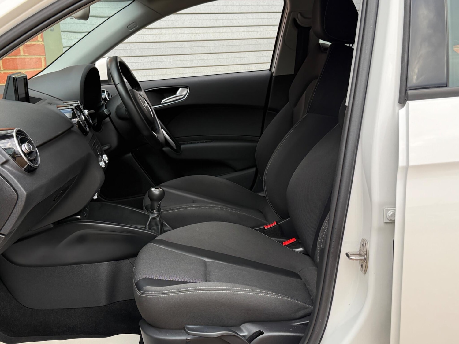 Used Audi A1 2015 for sale - 77242805: Photo 25