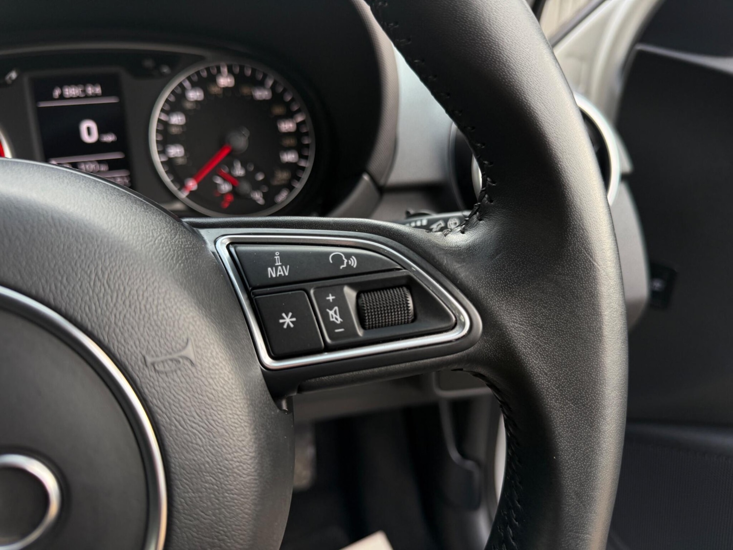 Used Audi A1 2015 for sale - 77242805: Photo 28