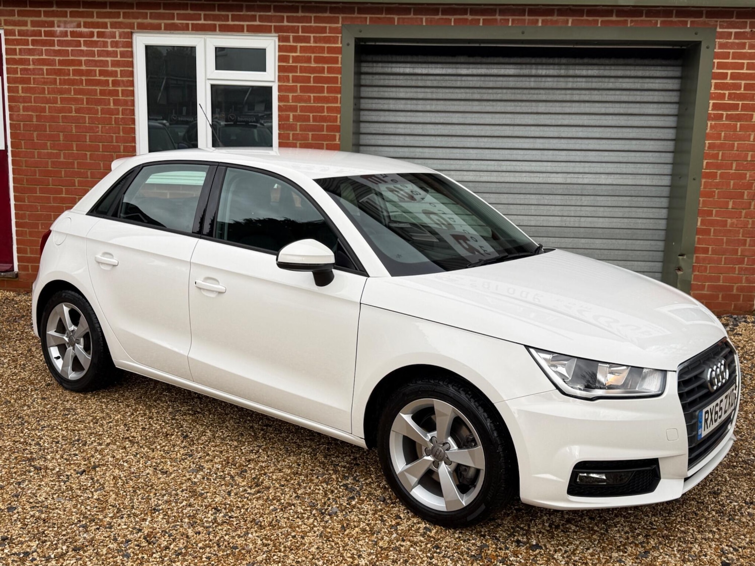 Used Audi A1 2015 for sale - 77242805: Photo 8