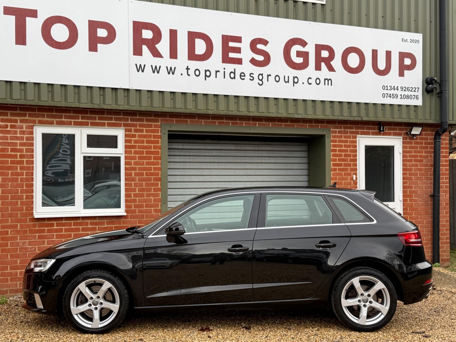 Used Audi A3 2017 for sale - 77001979: Photo 2