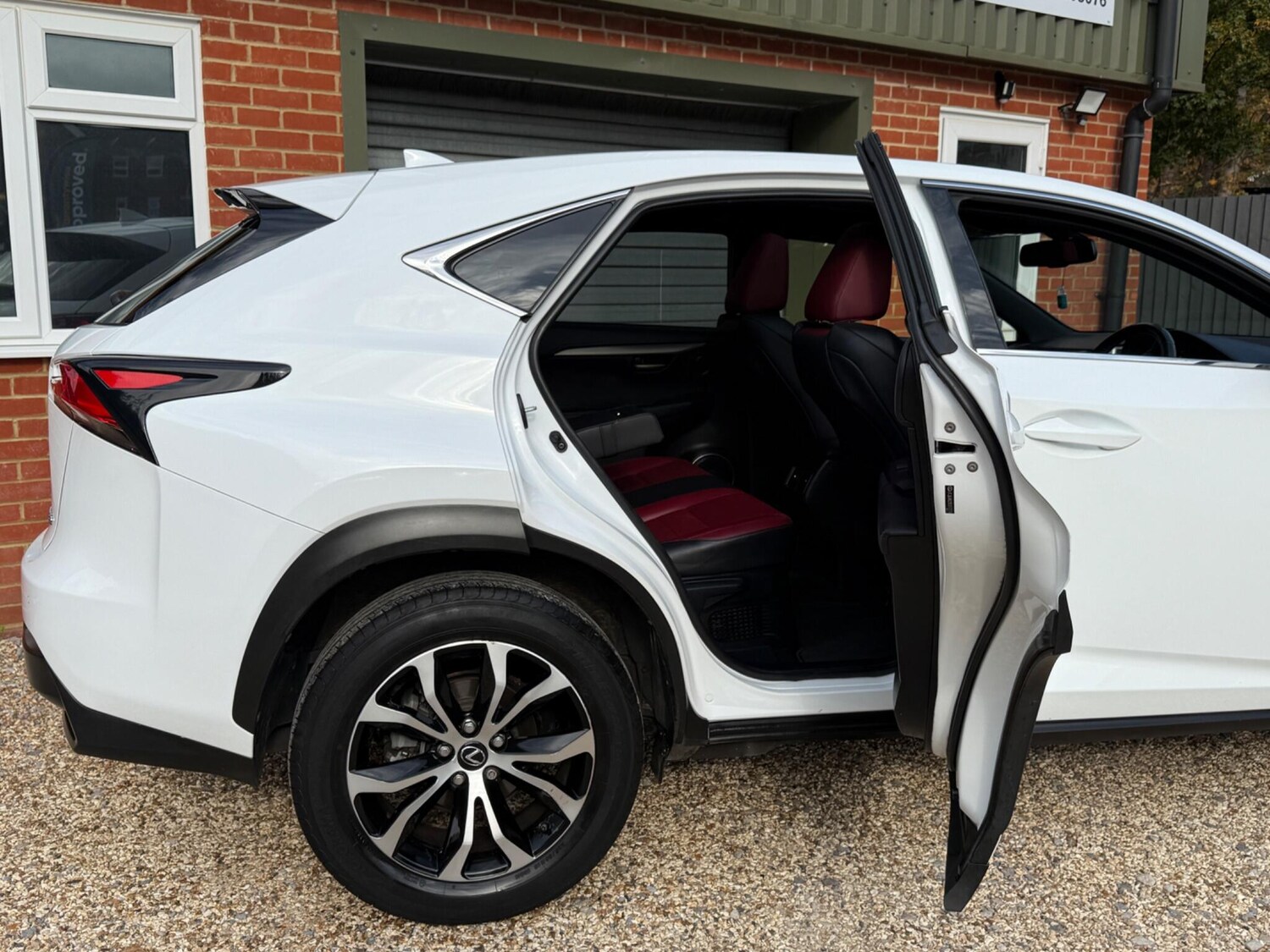 Used Lexus NX 2017 for sale - 76121995: Photo 14