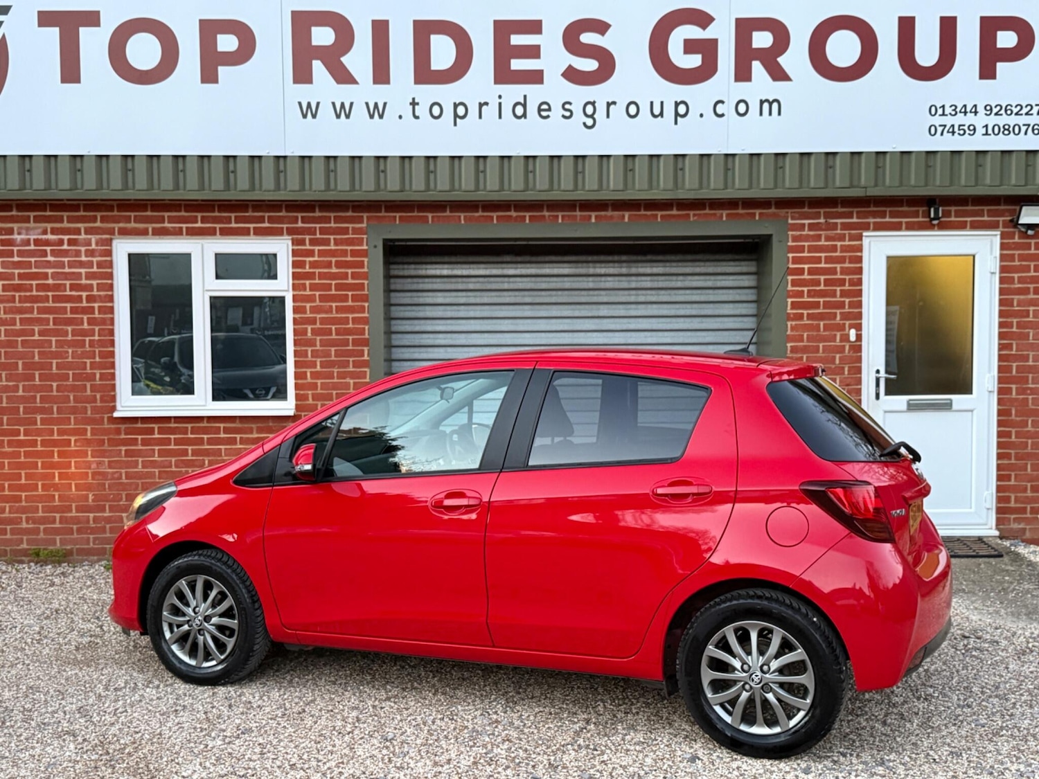 Used Toyota Yaris 2016 for sale - 77939573: Photo 2