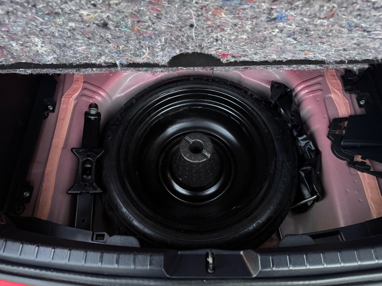 Used Toyota Yaris 2016 for sale - 77939573: Photo 24