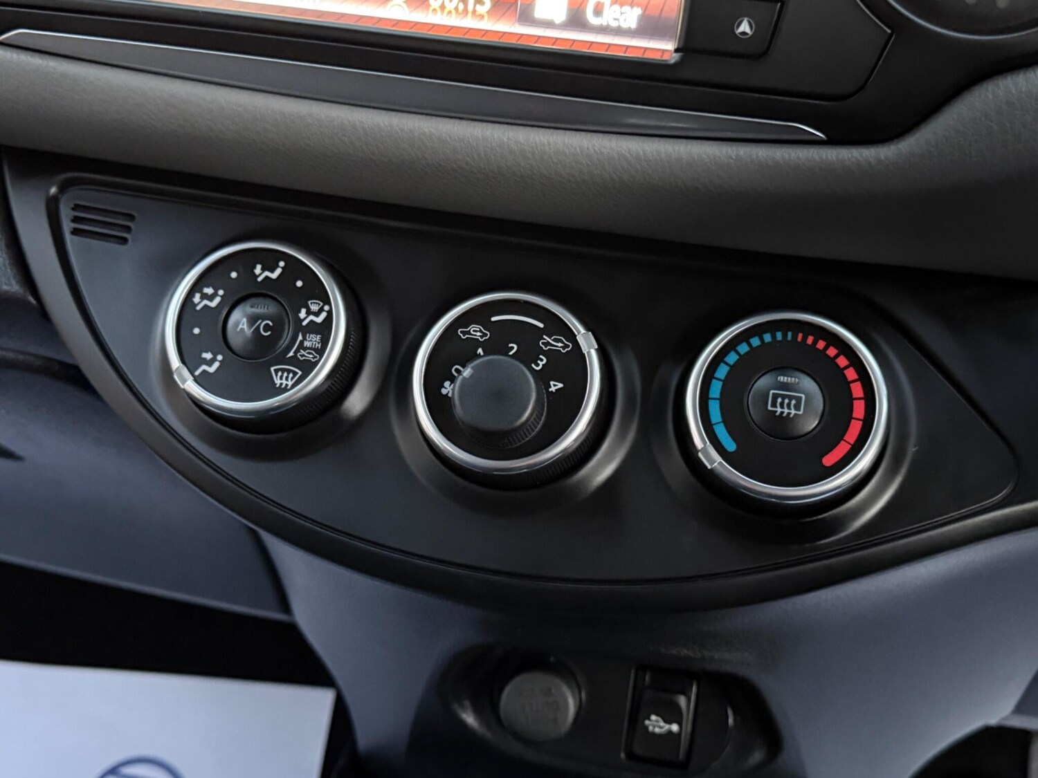 Used Toyota Yaris 2016 for sale - 77939573: Photo 40