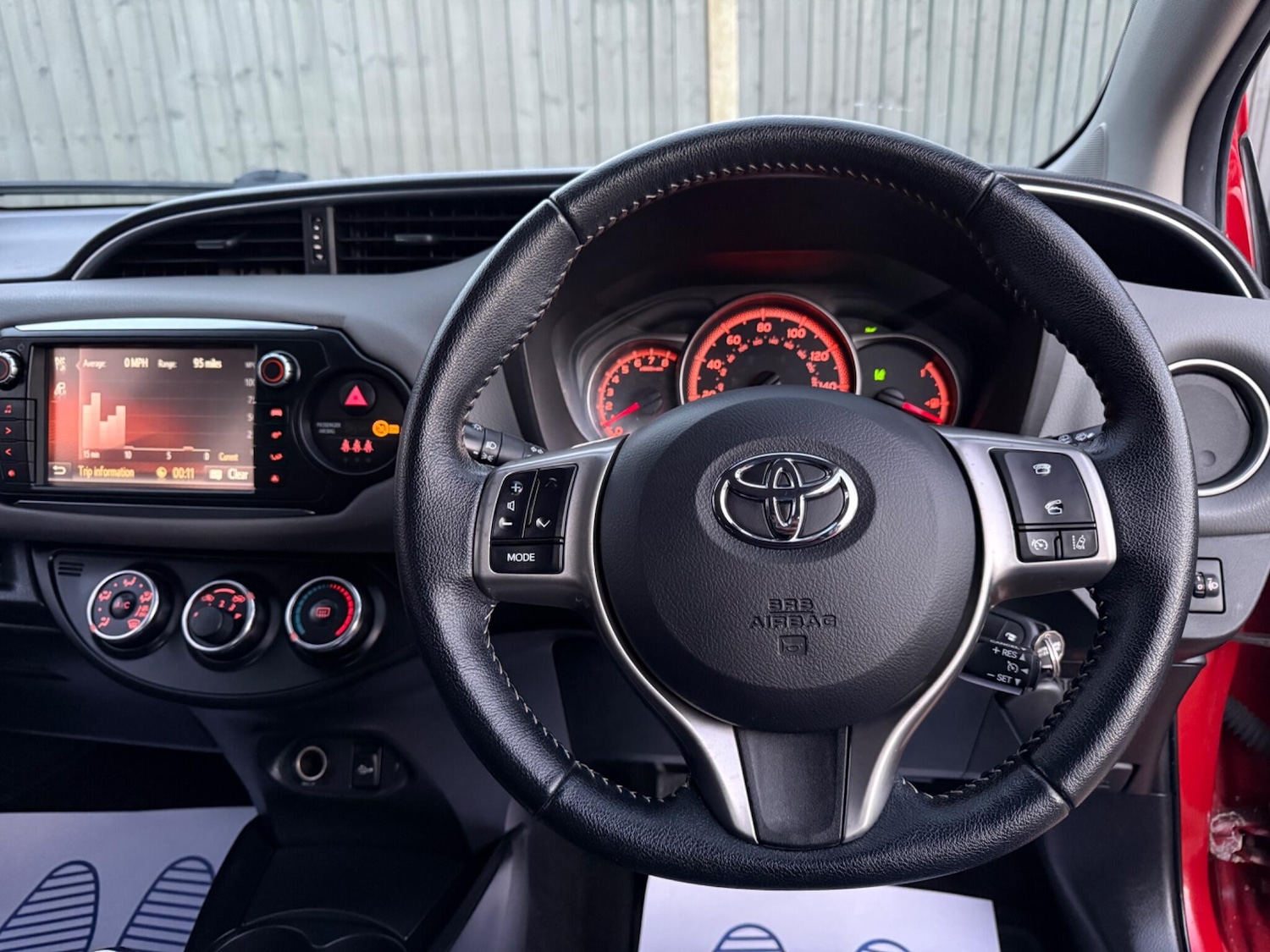 Used Toyota Yaris 2016 for sale - 77939573: Photo 5