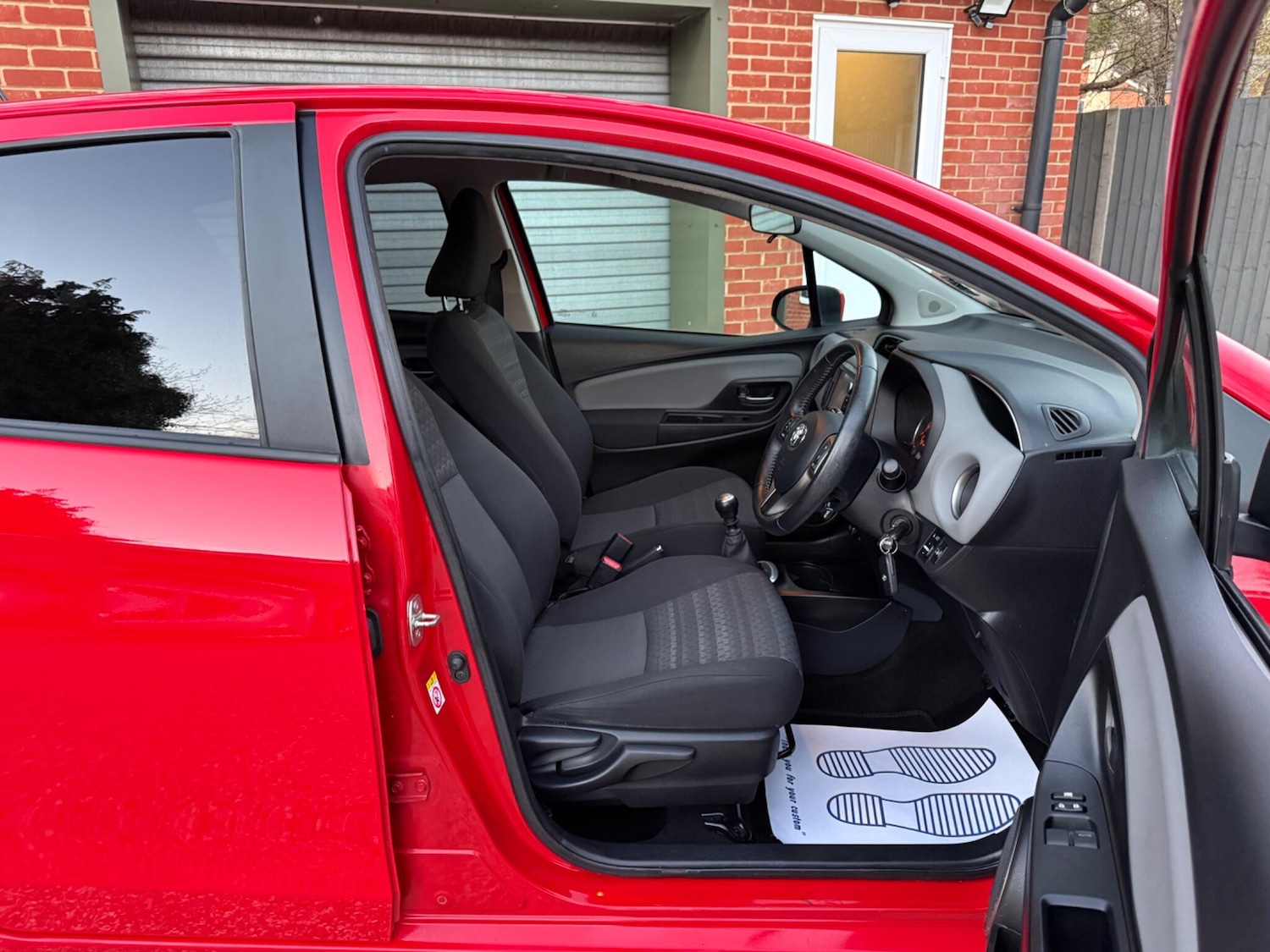 Used Toyota Yaris 2016 for sale - 77939573: Photo 9