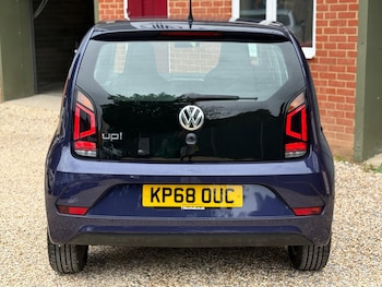Used Volkswagen up! 2018 for sale - 75334131: Photo