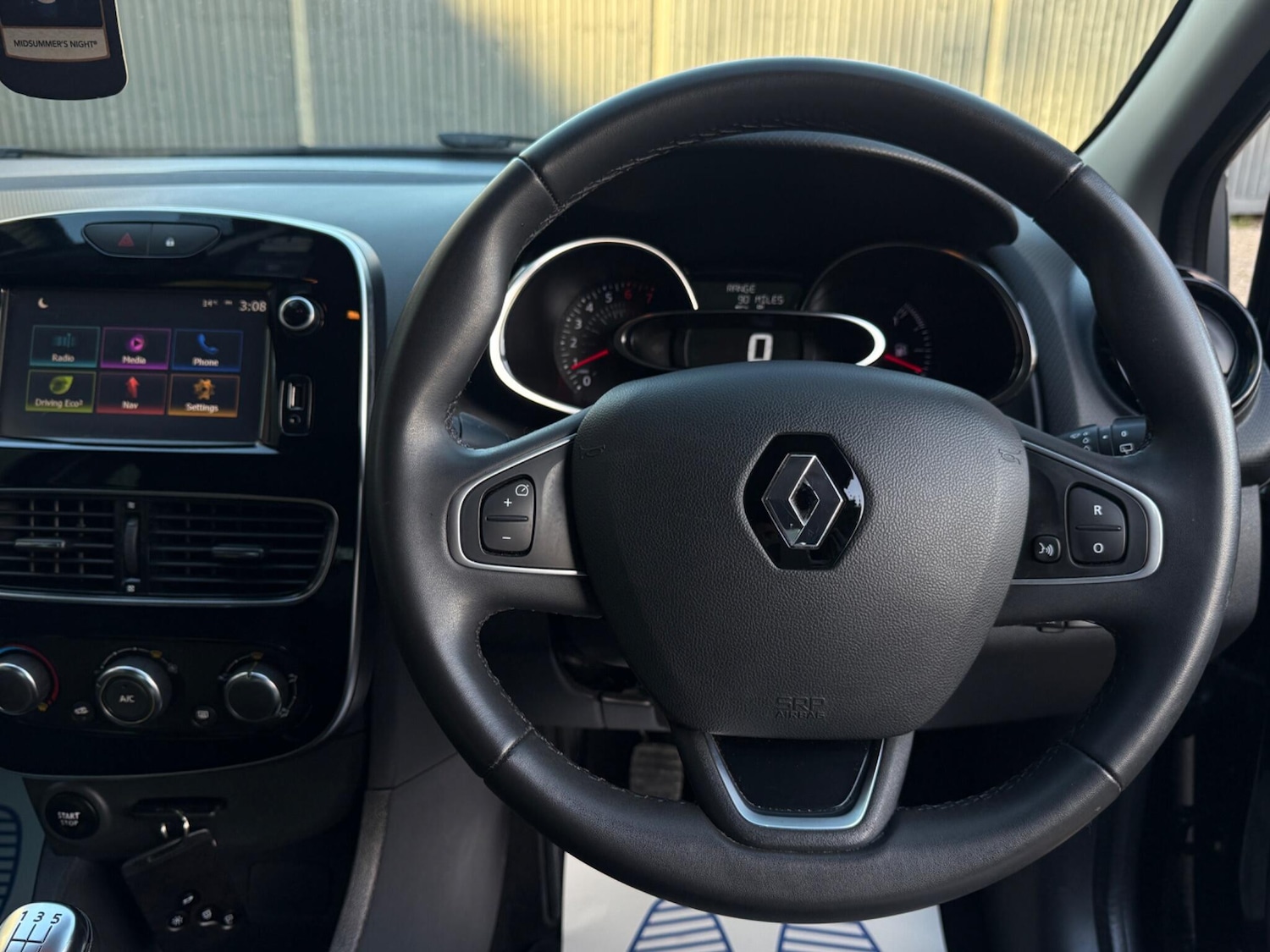 Used Renault Clio 2017 for sale - 77001973: Photo 21