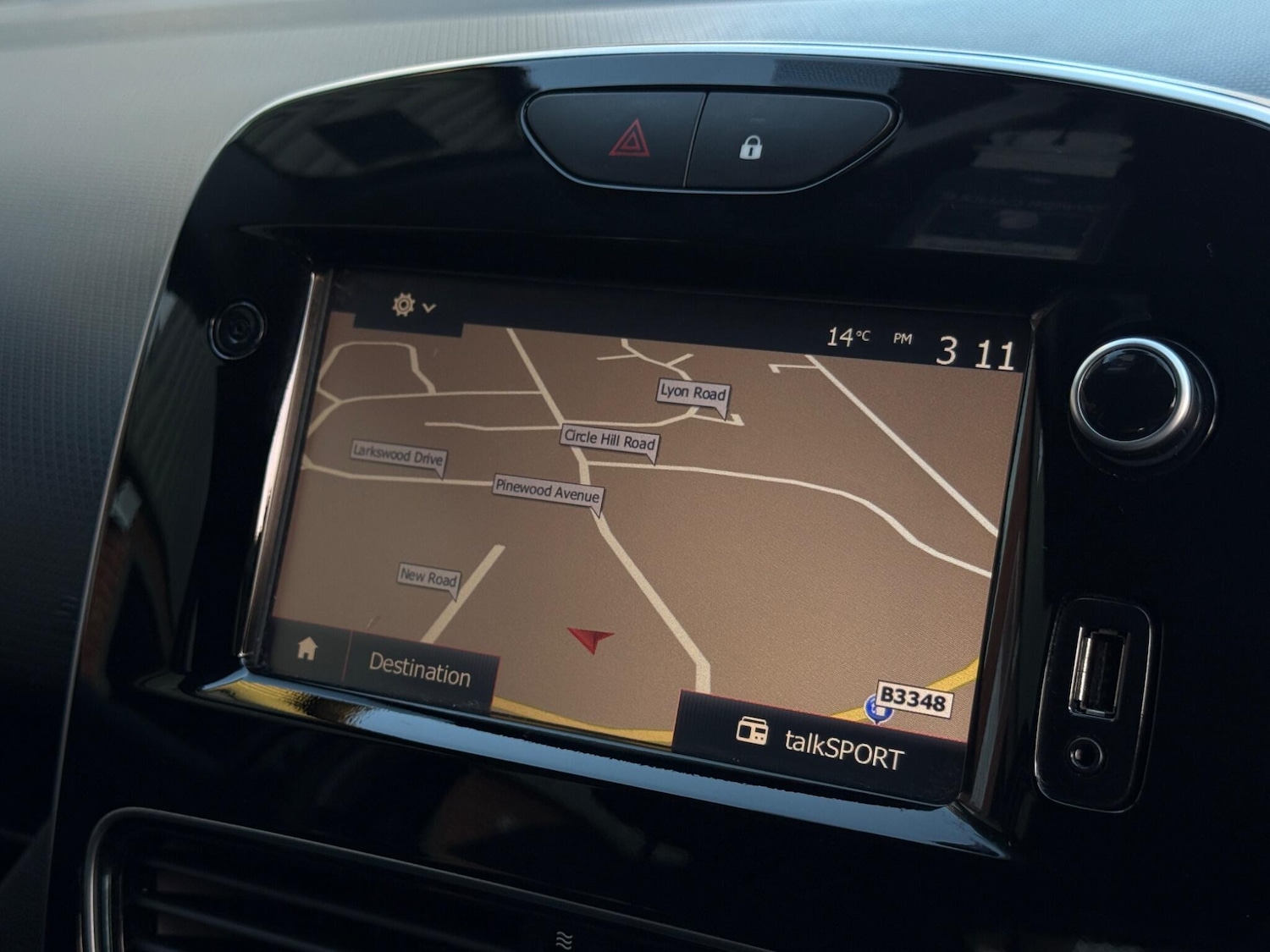 Used Renault Clio 2017 for sale - 77001973: Photo 33