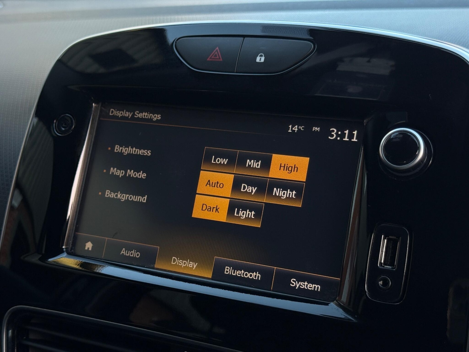 Used Renault Clio 2017 for sale - 77001973: Photo 43