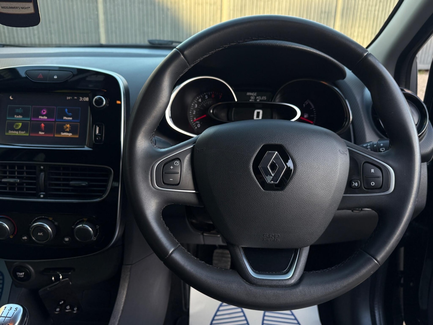 Used Renault Clio 2017 for sale - 77001973: Photo 5