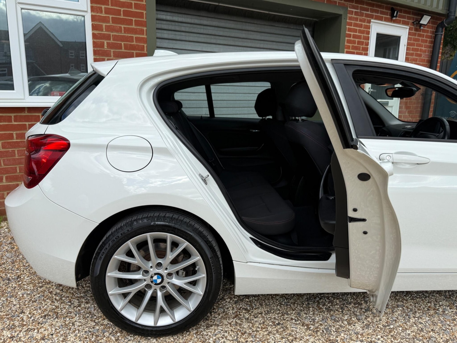 Used BMW 1 Series 2014 for sale - 76781143: Photo 11