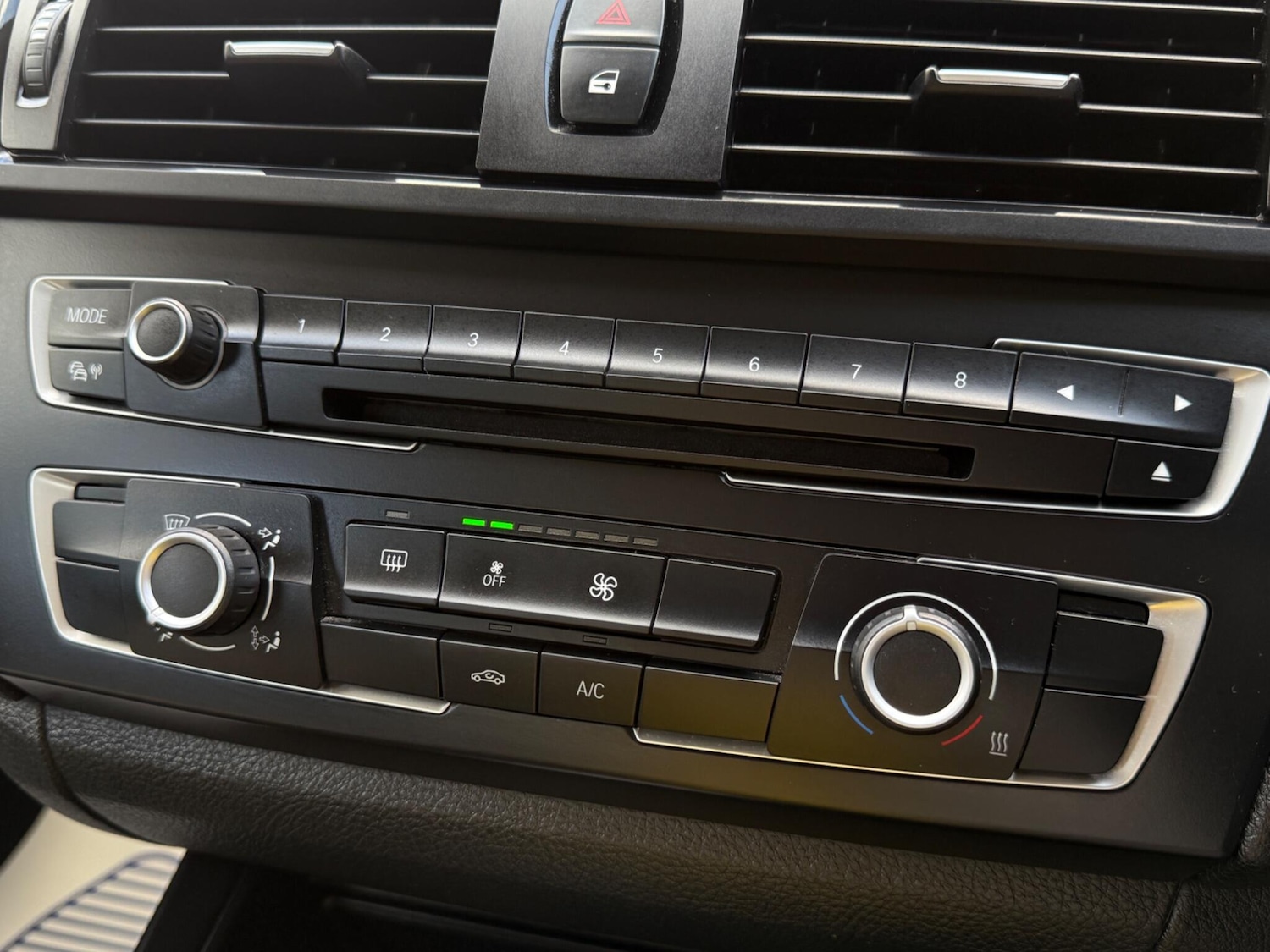 Used BMW 1 Series 2014 for sale - 76781143: Photo 34