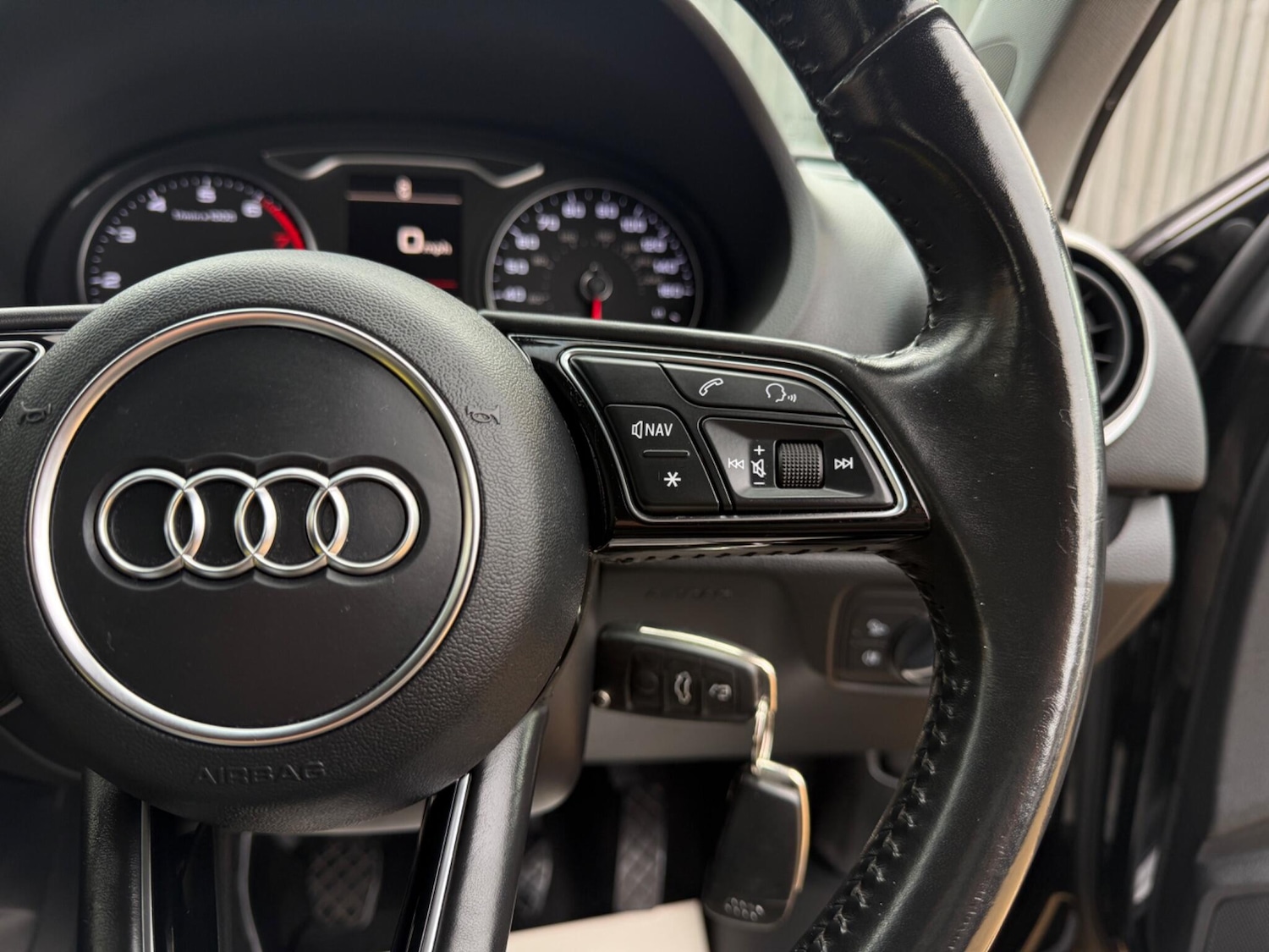 Used Audi A3 2017 for sale - 76781954: Photo 29