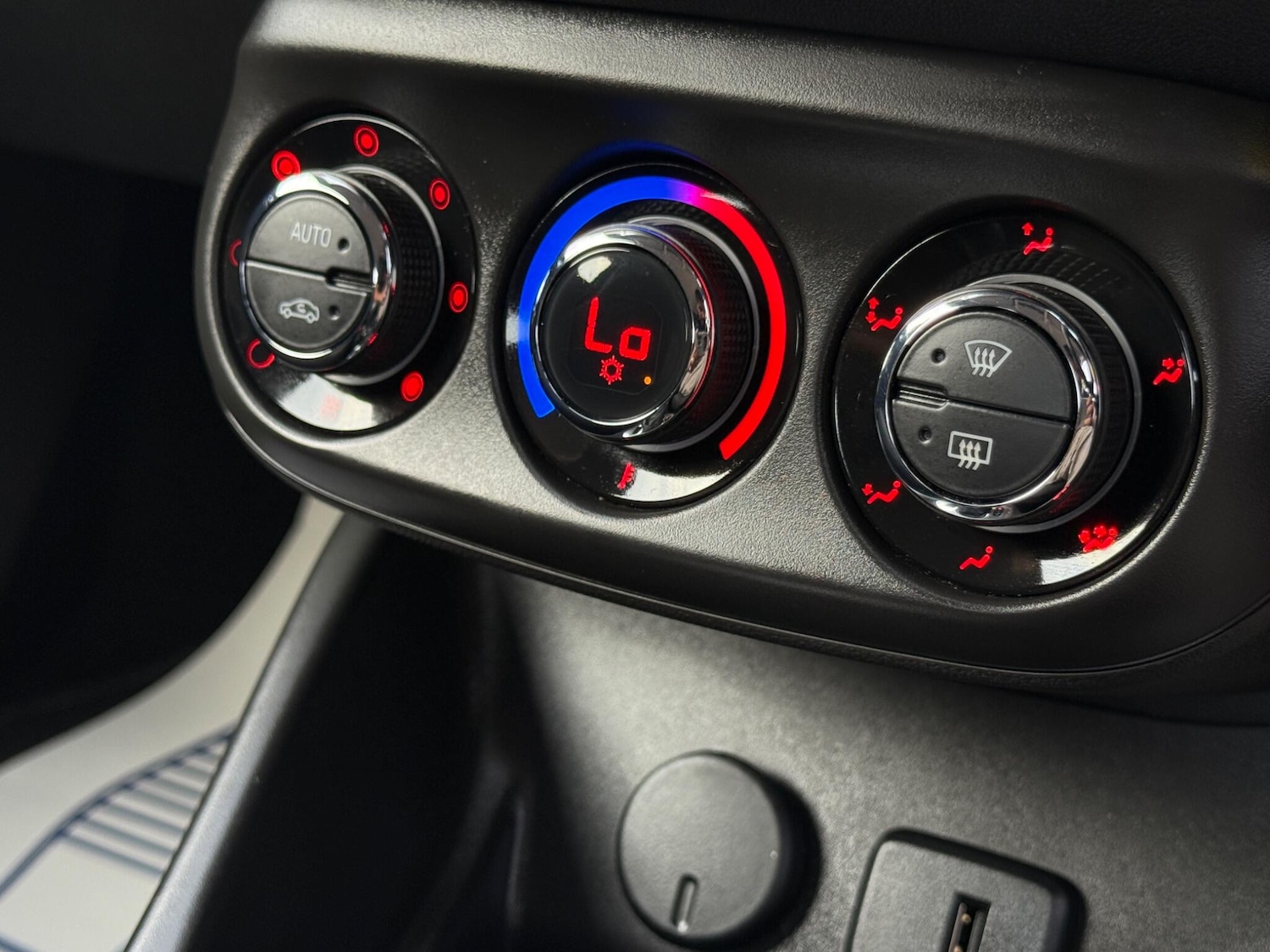 Used Vauxhall Corsa 2019 for sale - 75978997: Photo 37