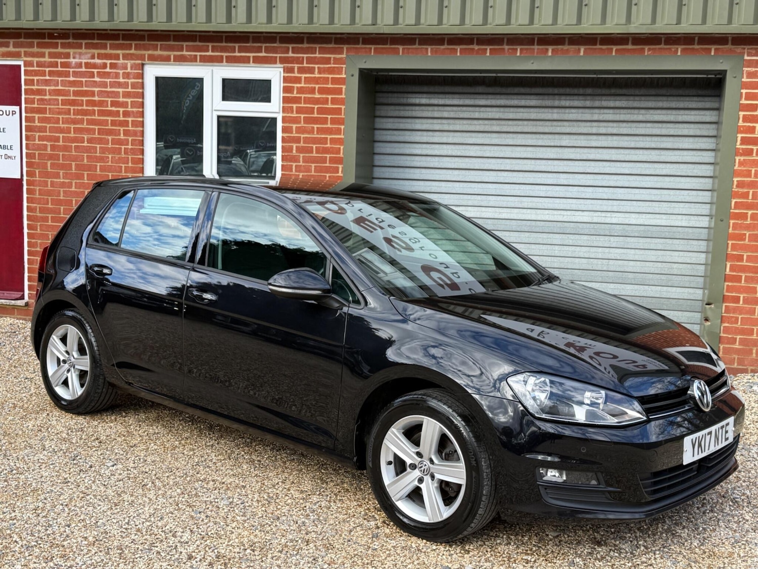 Used Volkswagen Golf for sale - 77705682: Photo 1