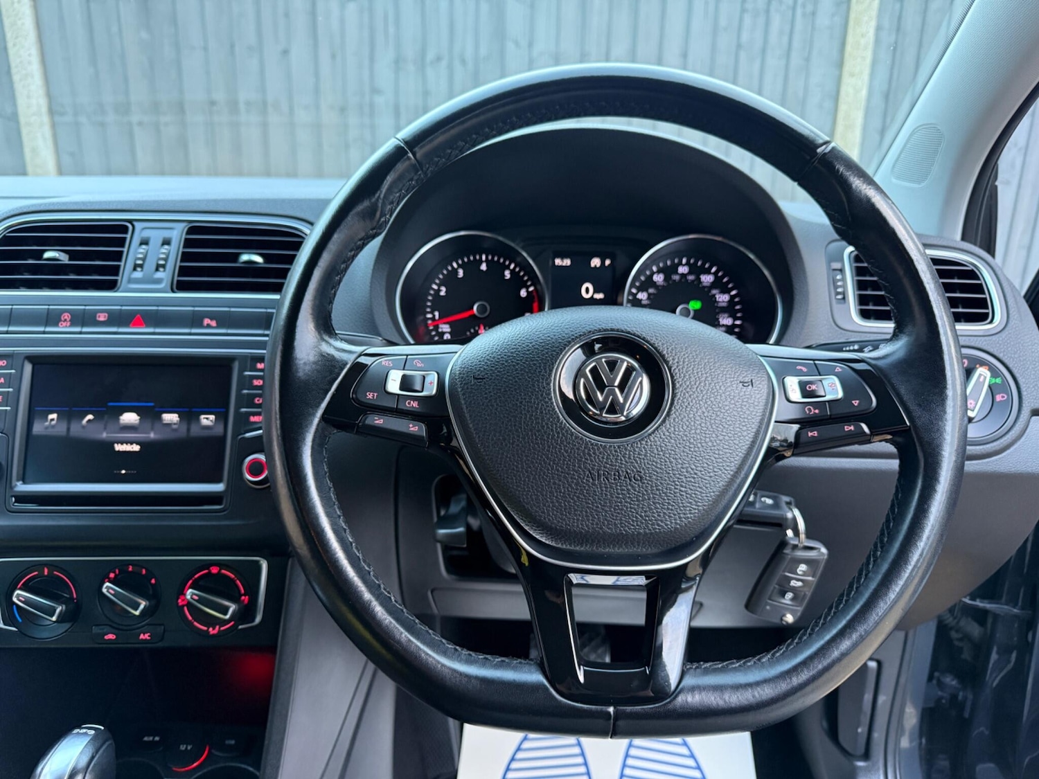 Used Volkswagen Polo 2017 for sale - 76849749: Photo 32